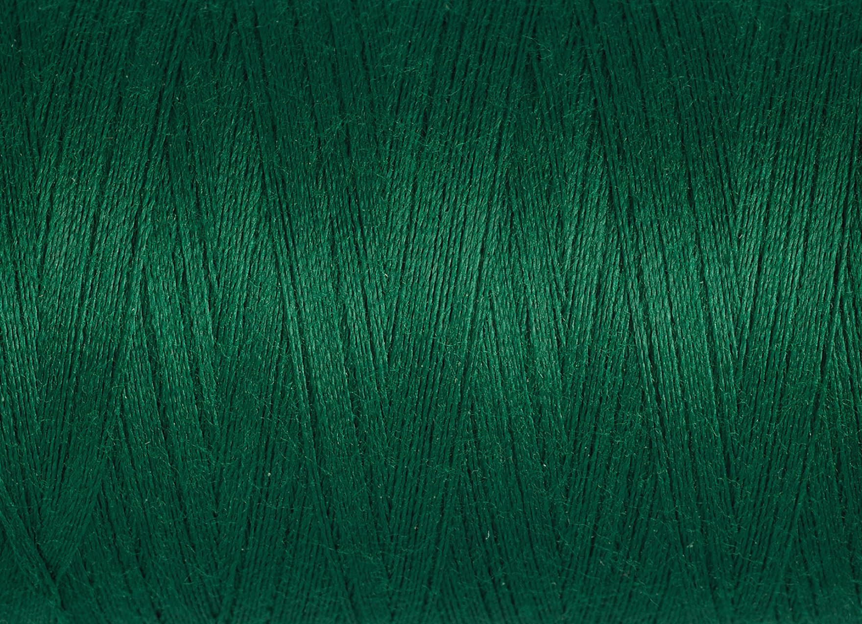 Gütermann Green 1.000m Polyester Sewing Thread