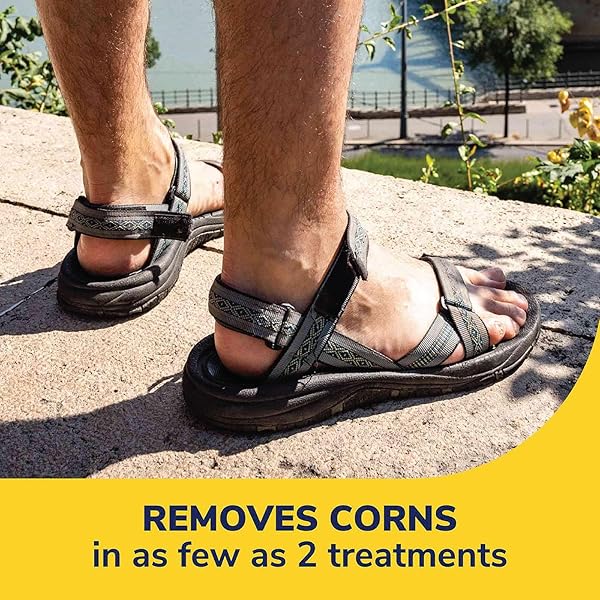 DR. SCHOLL’S CORN REMOVERS SEAL & HEAL BANDAGE WITH HYDROGEL TECHNOLOGY, 6 CT // REMOVES CORNS FAST AND PROVIDES CUSHIONING PROTECTION AGAINST SHOE PRESSURE AND FRICTION FOR ALL-DAY PAIN RELIEF
