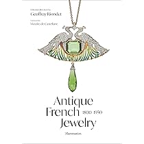 Divine Jewels: The Pursuit of Beauty: Arikawa, Kazumi, Scarisbrick