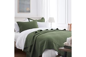 SunStyle Home Olive Green Queen Quilt Bedding Set, Lightweight Comforter Bedspread Blanket Full Soft Reversible Coverlet All Season 3pcs Army Green Square Quilted Bed Set with 2 Pillow Shams for Couch