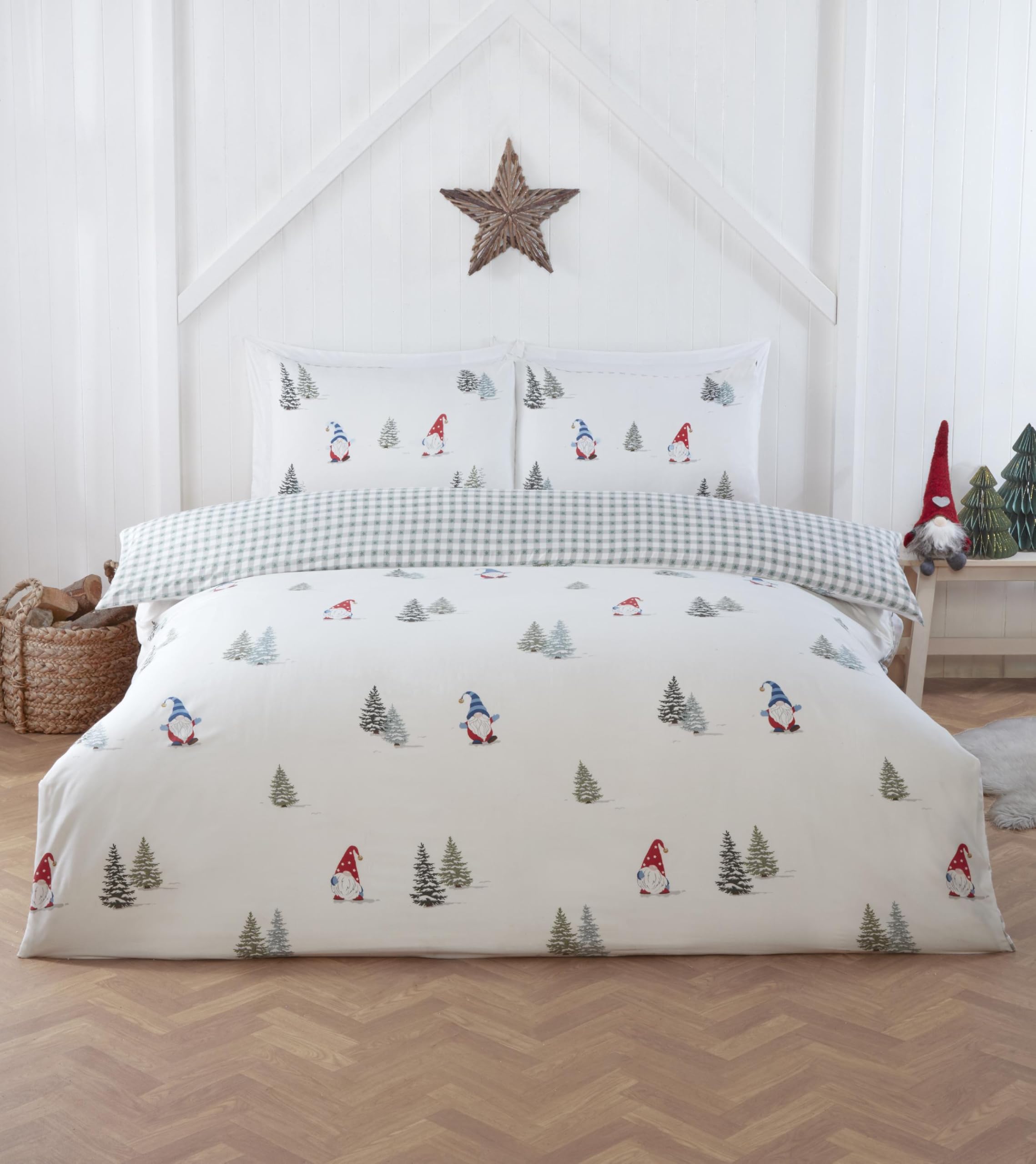 Rapport home Christmas Gonks Duvet Cover Set Double - Festive Microfibre Bedding with Reversible Design, Soft & Easy Care for Winter Holiday Decor