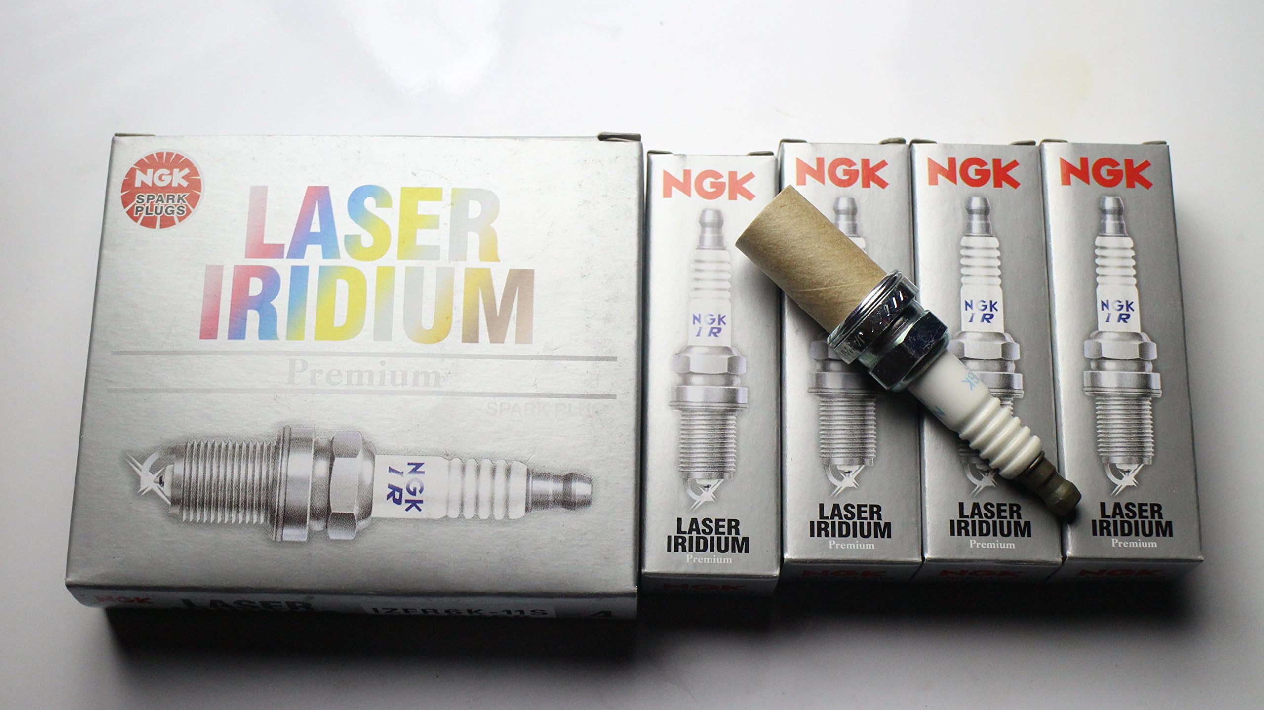 Spark plugs ILZKR7B-11S 5787 For Hyundai Kia 4pcs