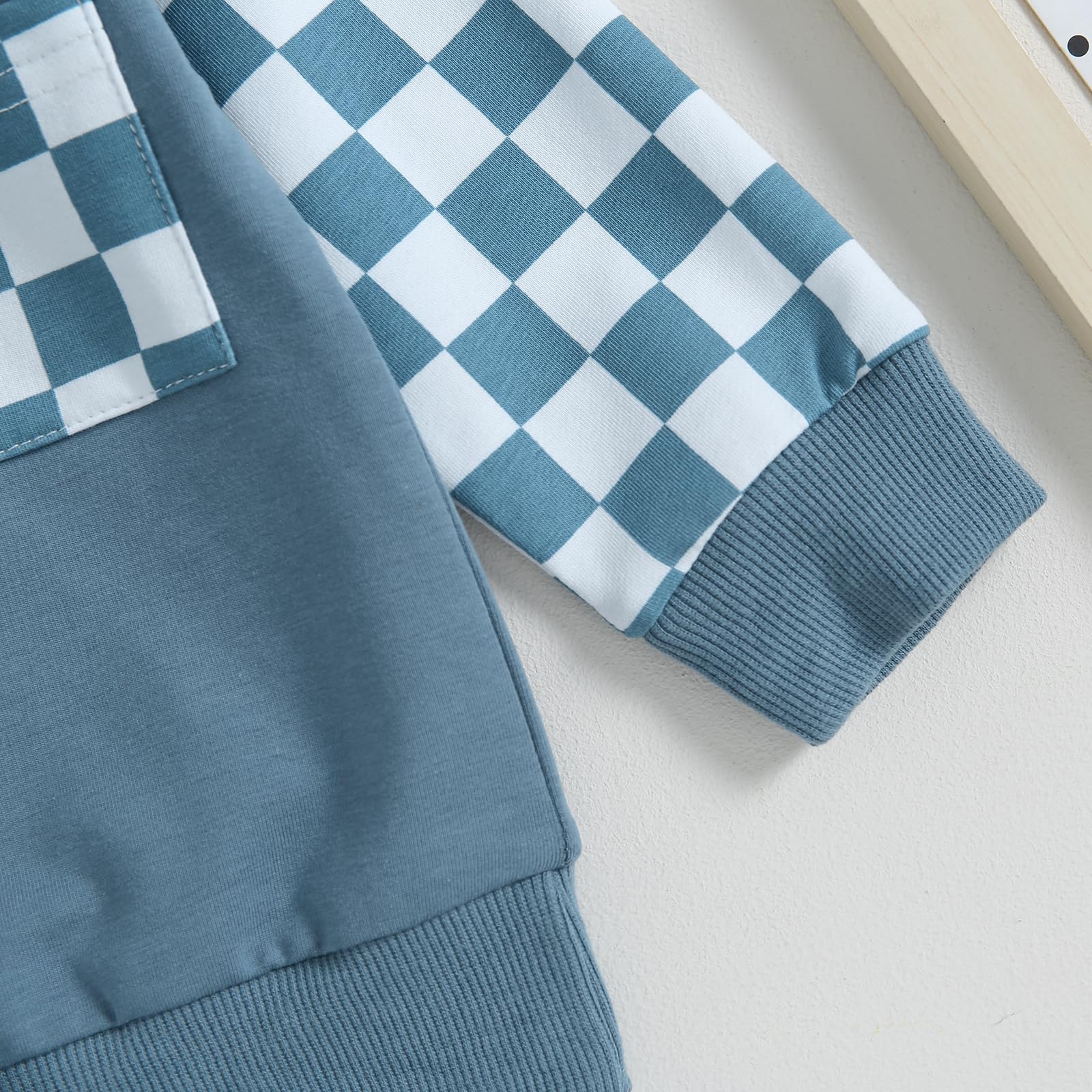 BeQeuewll Fall Winter Toddler Baby Boy Clothes 2Pcs Color Block Crewneck Sweatshirt and Pants Sweatsuit Little Boy Clothing