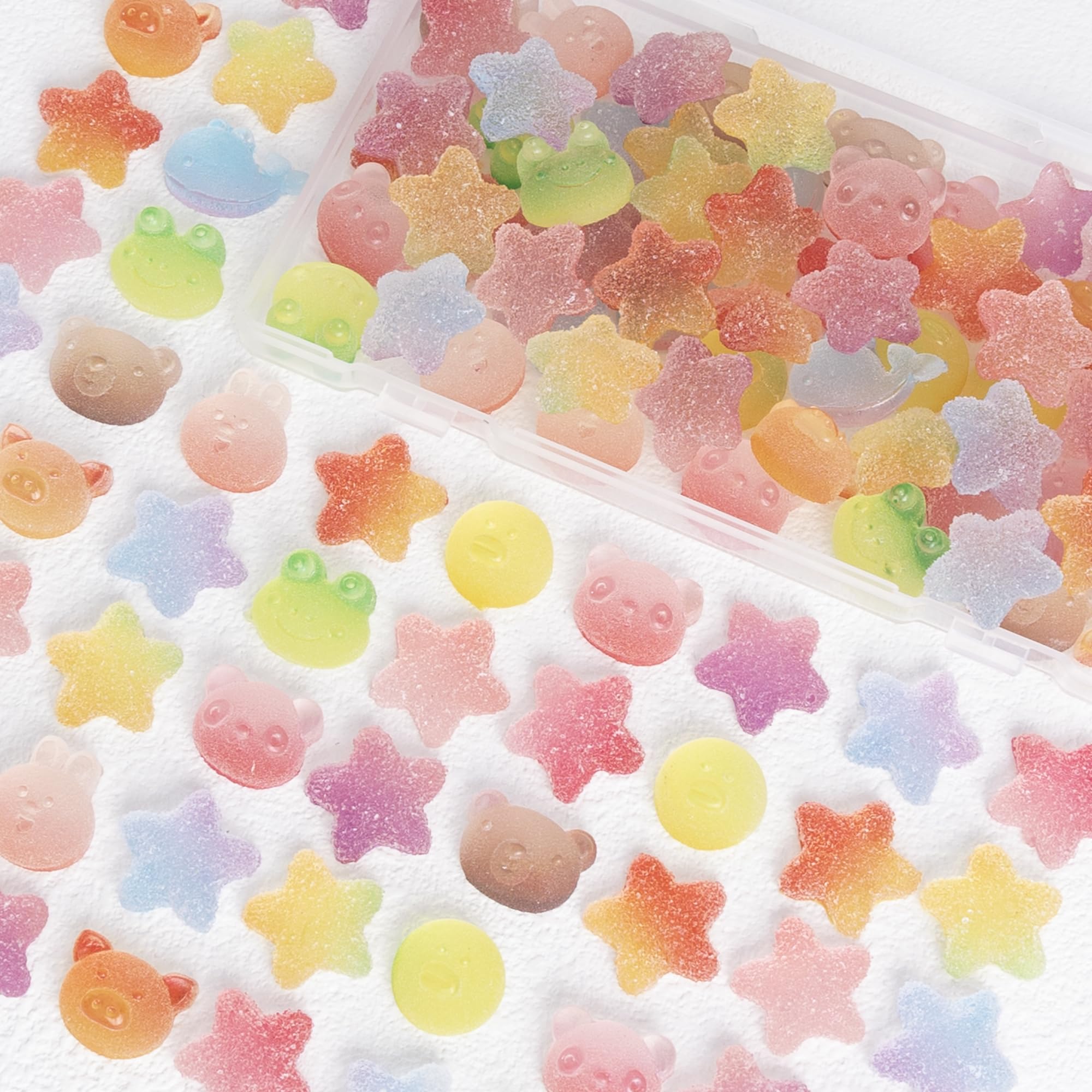 デコパーツ 樹脂 セット 【シュガーグミ・自由にDIY可能・様々なモチーフ】 アクセサリーパーツ デコパーツ かわいい キャラクター デコ 素材 ビーズ ホイップデコパーツ レジンパーツ 樹脂カボション デコレーション 可愛い 手芸 ハンドメイド 食べ物 クッキー スイーツ キャンディー グミ 果物 イチゴ チェリー もも パイナップル 動物 くま ネコ ウサギ 女の子 子供 初心者向け の商品画像