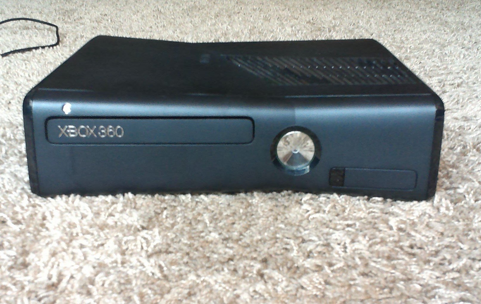 Microsoft Xbox 360 S 250GB System Kinect Bundle