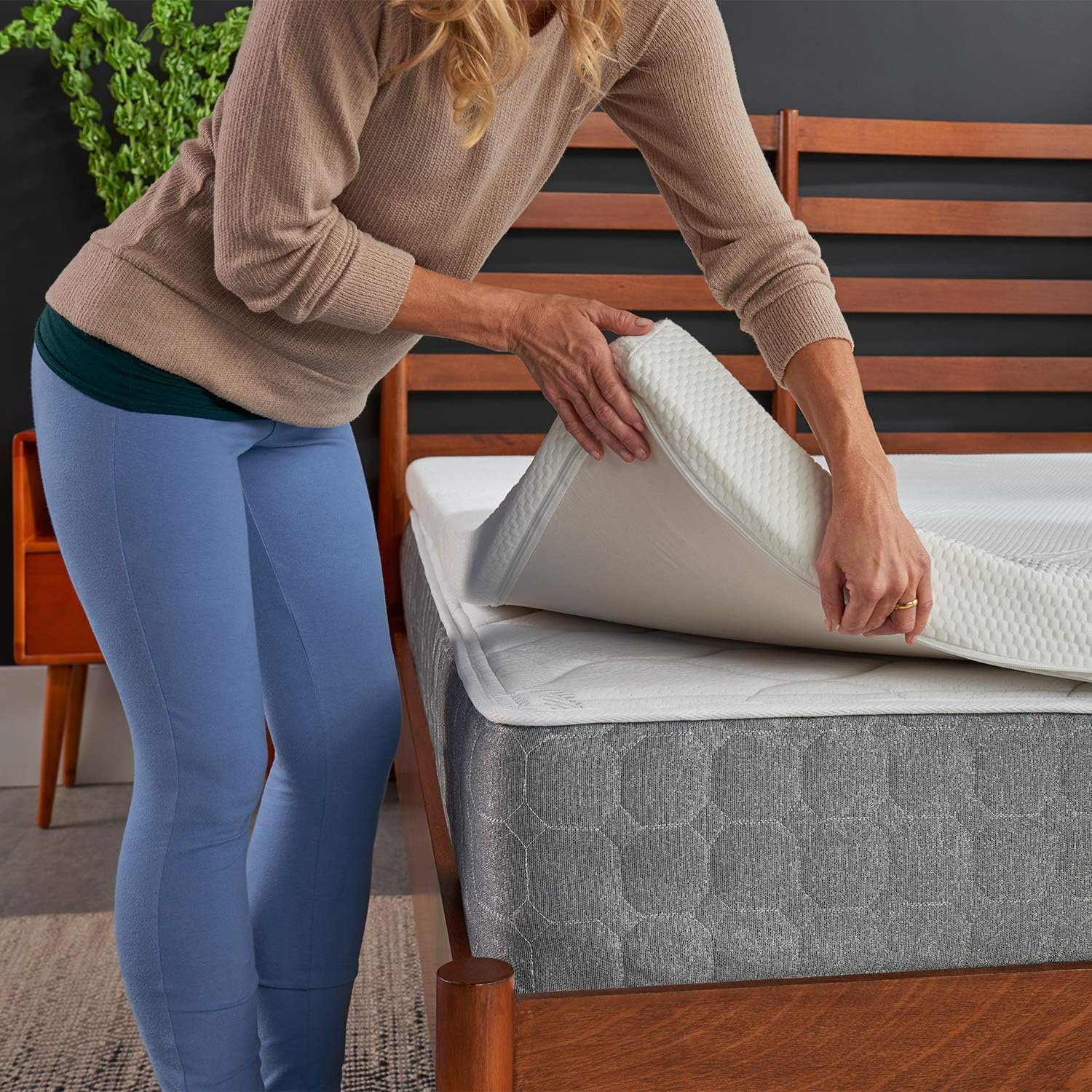 Tempur-Pedic TEMPUR Supreme 3-Inch Mattress Topper, Medium Firm, Queen, White: Home & Kitchen