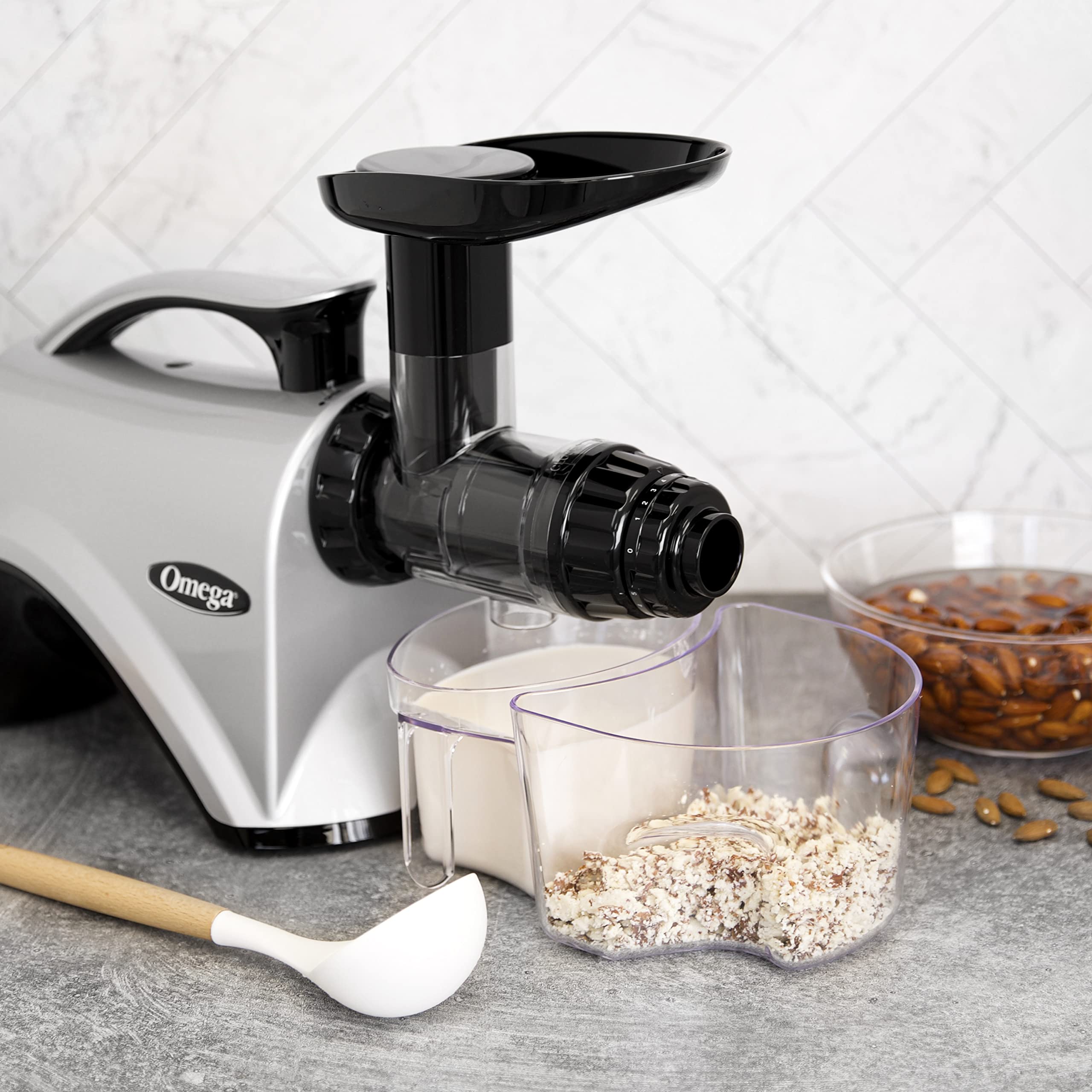 Omega NC800HDS Cold Press Juicer Machine, Vegetable and Fruit Juice Extractor and Nutrition System, Dual-Stage Slow Masticating Juicer, 150 W, Manual, Silver