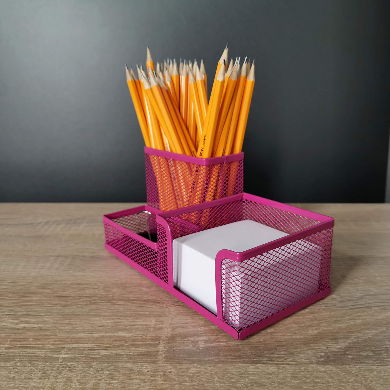 Leviatan Metal Desk Organizer - Office Pen Holder with Mesh Note Holder 205 x 103 x 98 mm, Pink - Image 4
