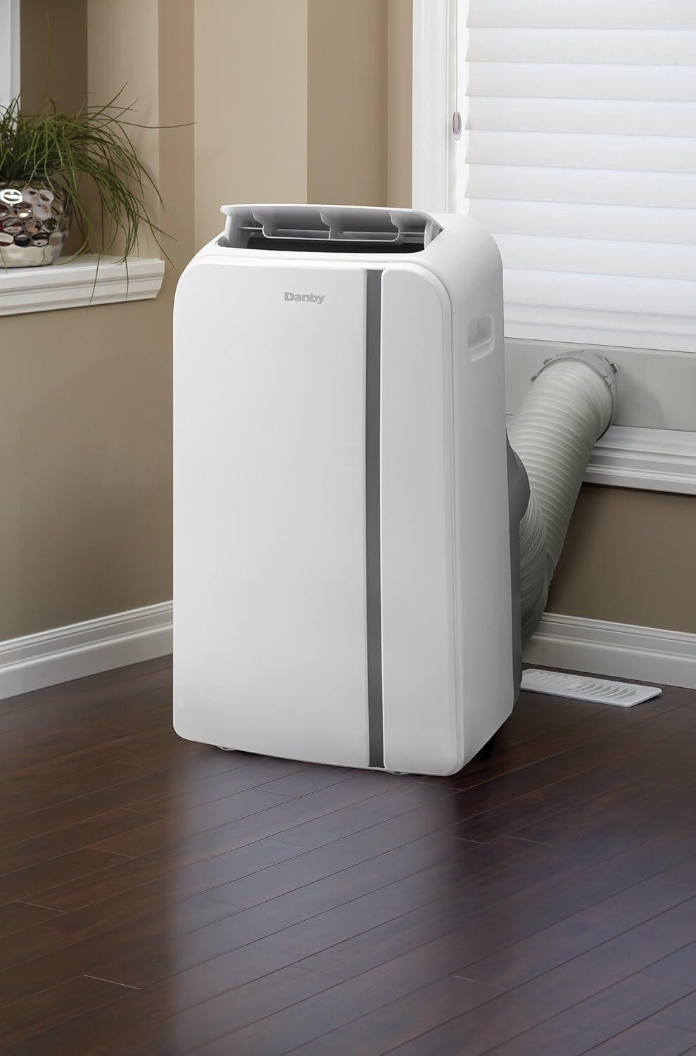 Amazon.com: Danby DPA100EAUWDB Portable Air Conditioner, 10,000 BTU, White:  Home