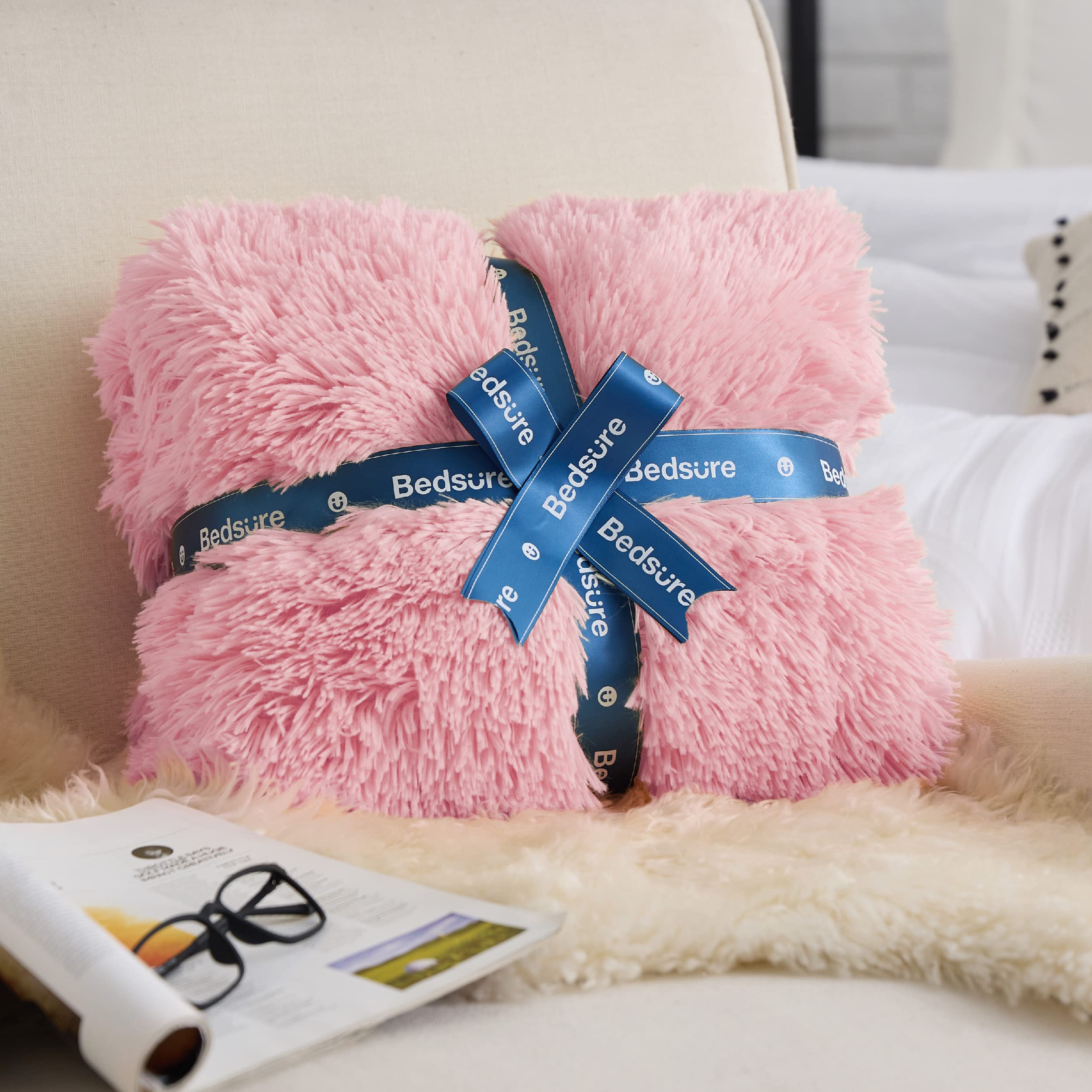 Bedsure GentleSoft Fuzzy Sherpa Faux Fur Twin Blanket Pink Cozy Gifts for Women Men, Soft Fleece Plush Warm Minky Thick Blanket Twin Size for Bed, Couch, Room Dorm Essentials Pink Decor Gifts, 60x80