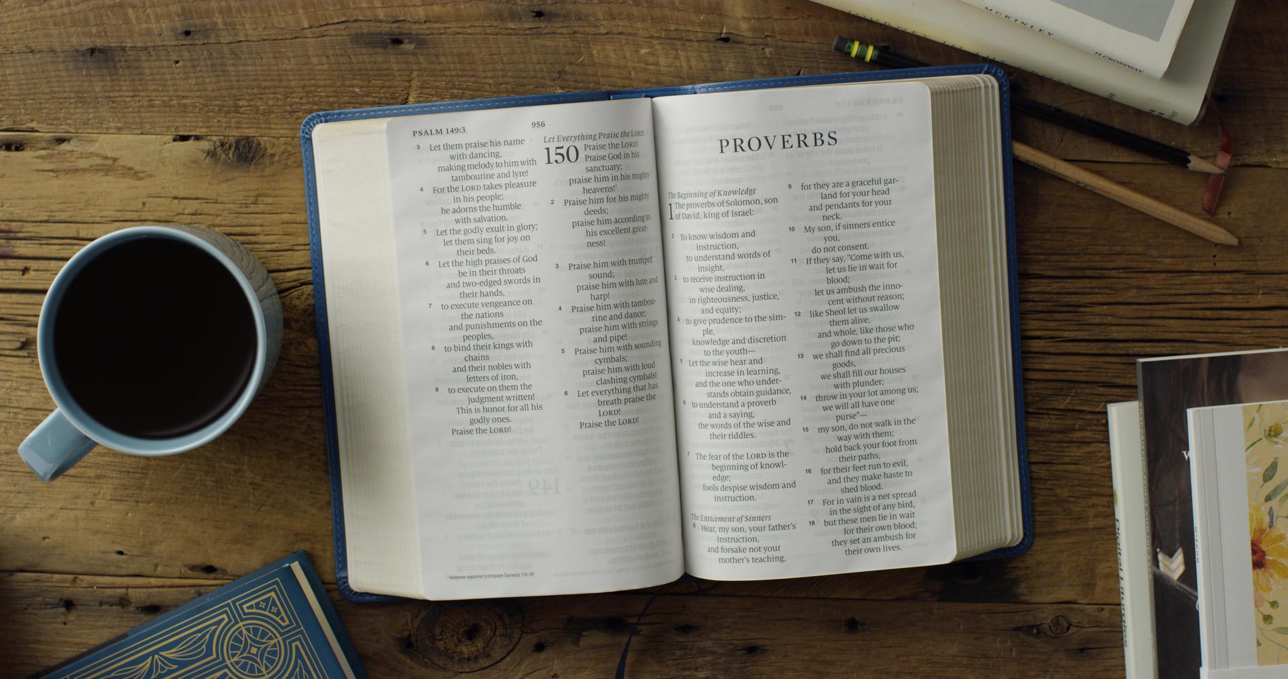 ESV Large Print Personal Size Bible, Red Letter (TruTone, Deep Teal, Emblem Design): Holy Bible, English Standard Version ESV Large Print Personal Size Bible, Red Letter (TruTone, Deep Teal, Emblem Design): Holy Bible, English Standard Version Imitation Leather