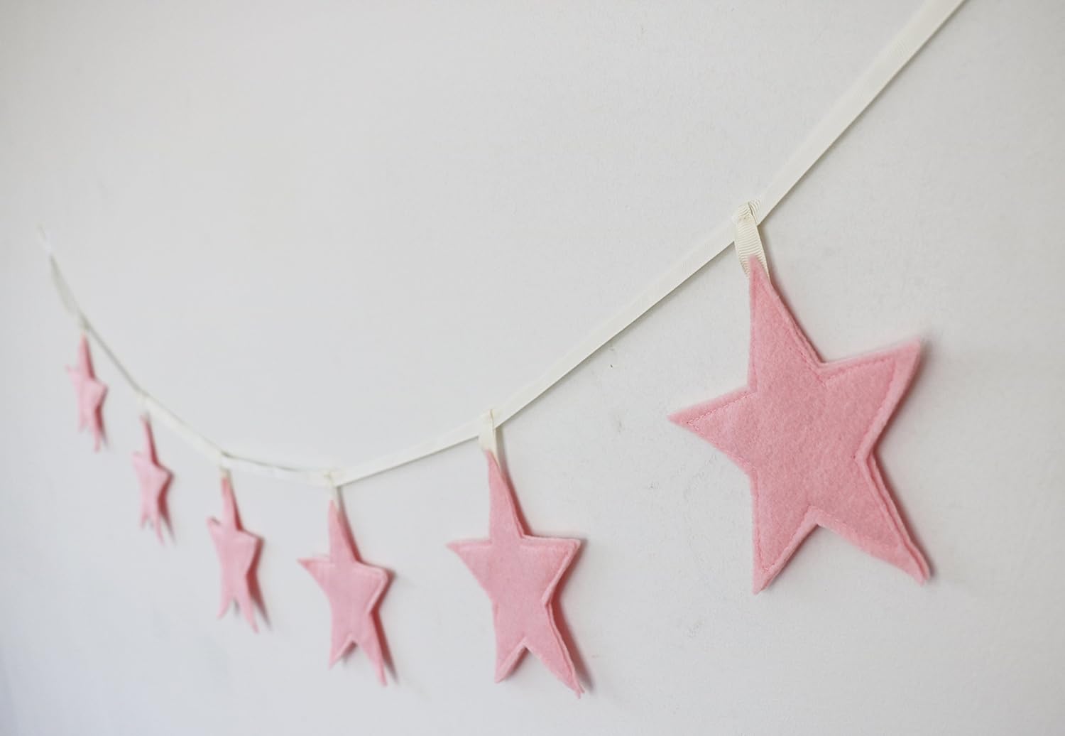 garland for nursery