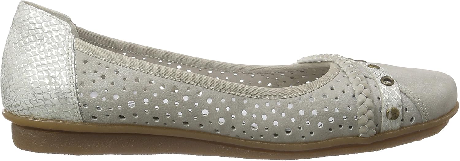 rieker closed toe ballet flats
