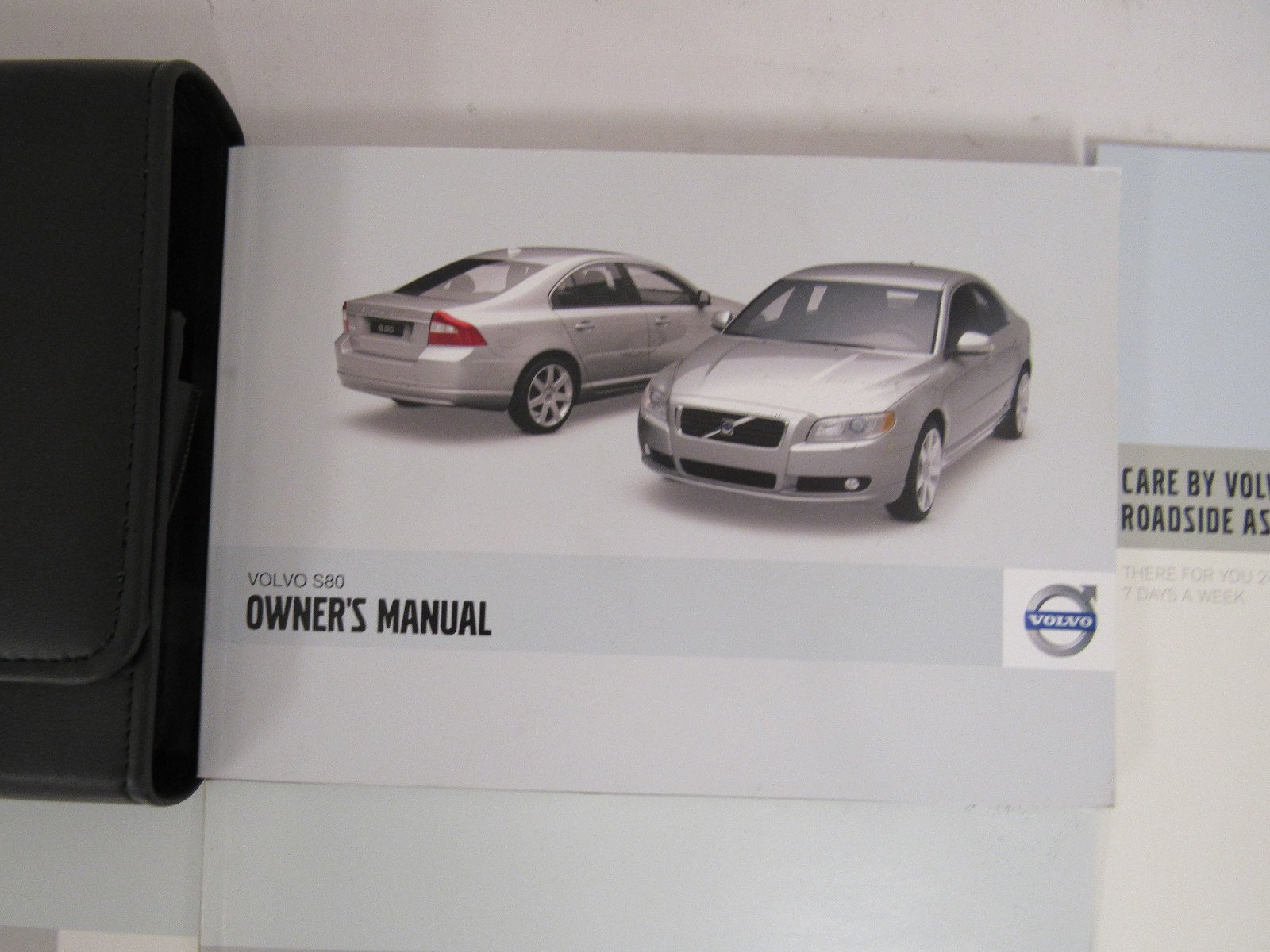 2009 Volvo S80 Owners Manual Book Amazon Com Books