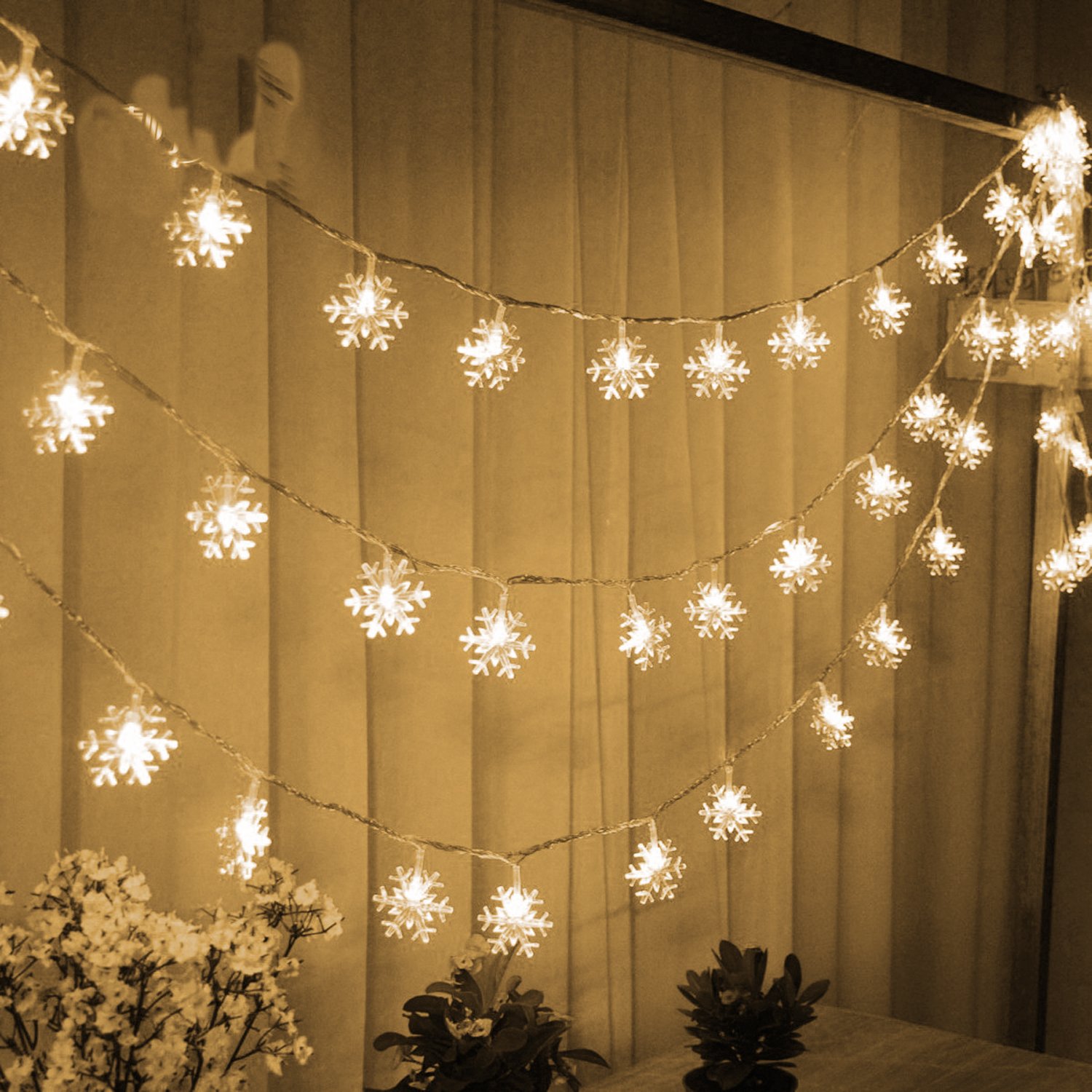 TRIXES Snowflake Lights Christmas Decoration - Indoor Fairy Lights 1.5m 20 Warm White LEDs - Xmas Window Lights - Festive Décor