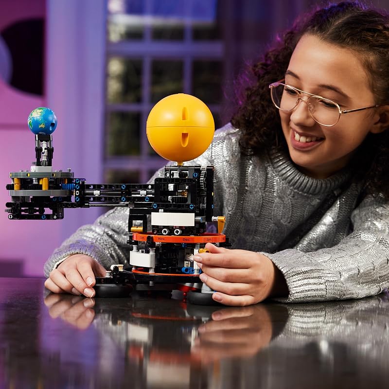 Technic Pianeta Terra e Luna in orbita 42179