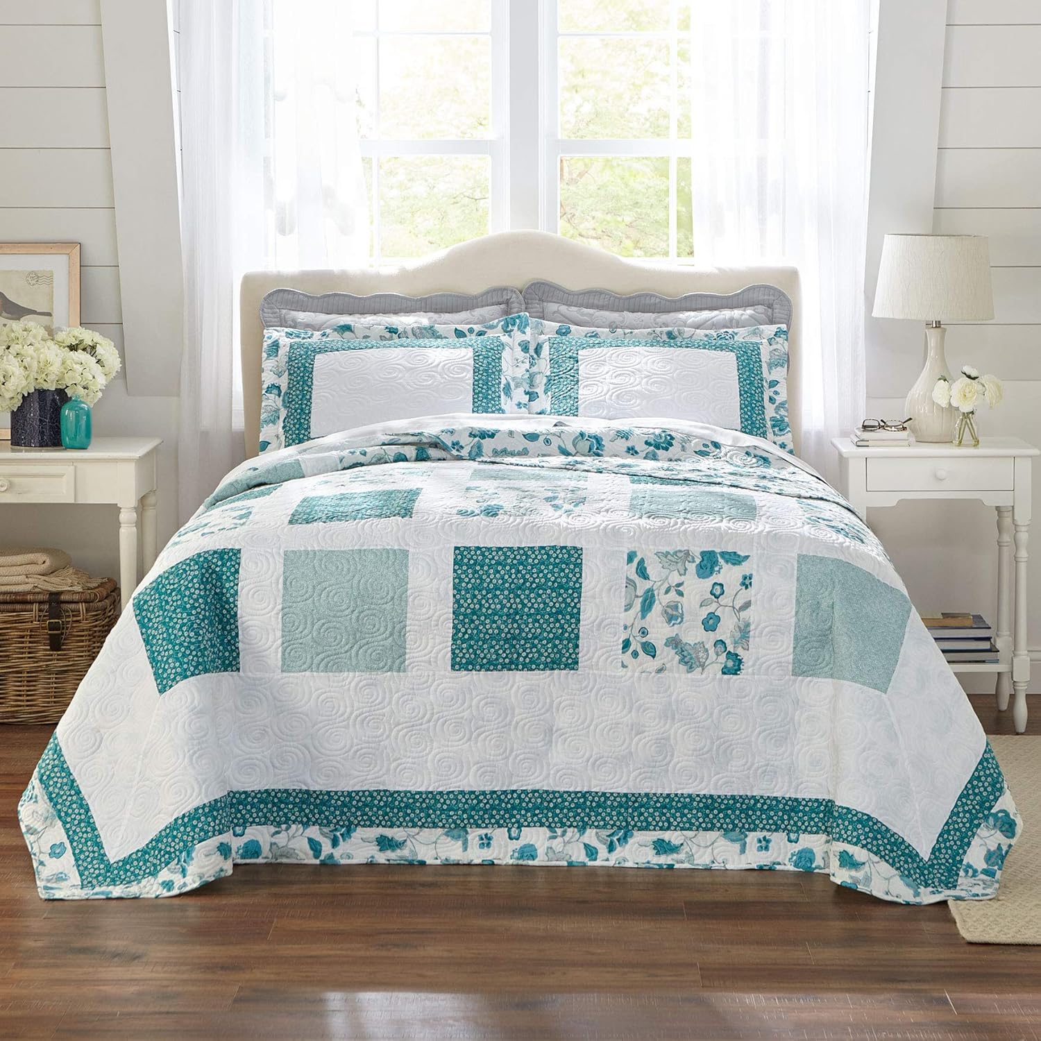 Reversible Floral Dahlia BrylaneHome Bedspread Turquoise Twin
