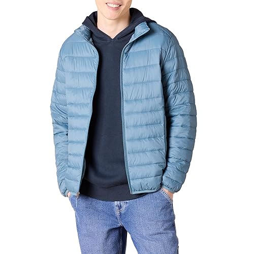 Amazon Essentials Men's Packable Lightweight Water-Resistant Puffer Jacket (Available in Big & Tall), Light Blue, X-Large