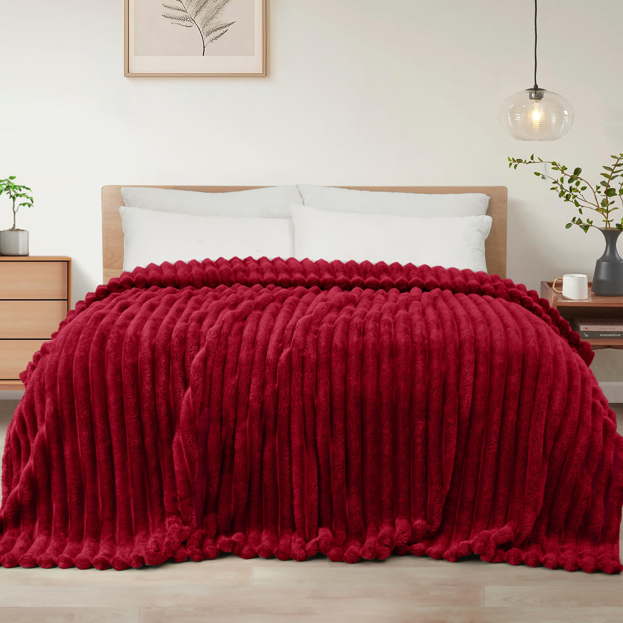 Exclusivo Mezcla Queen Size Flannel Fleece Blanket, Super Soft Striped Jacquard Bed Blanket, Lightweight Fuzzy Cozy for All Seasons, 230x230 CM, Deep Red