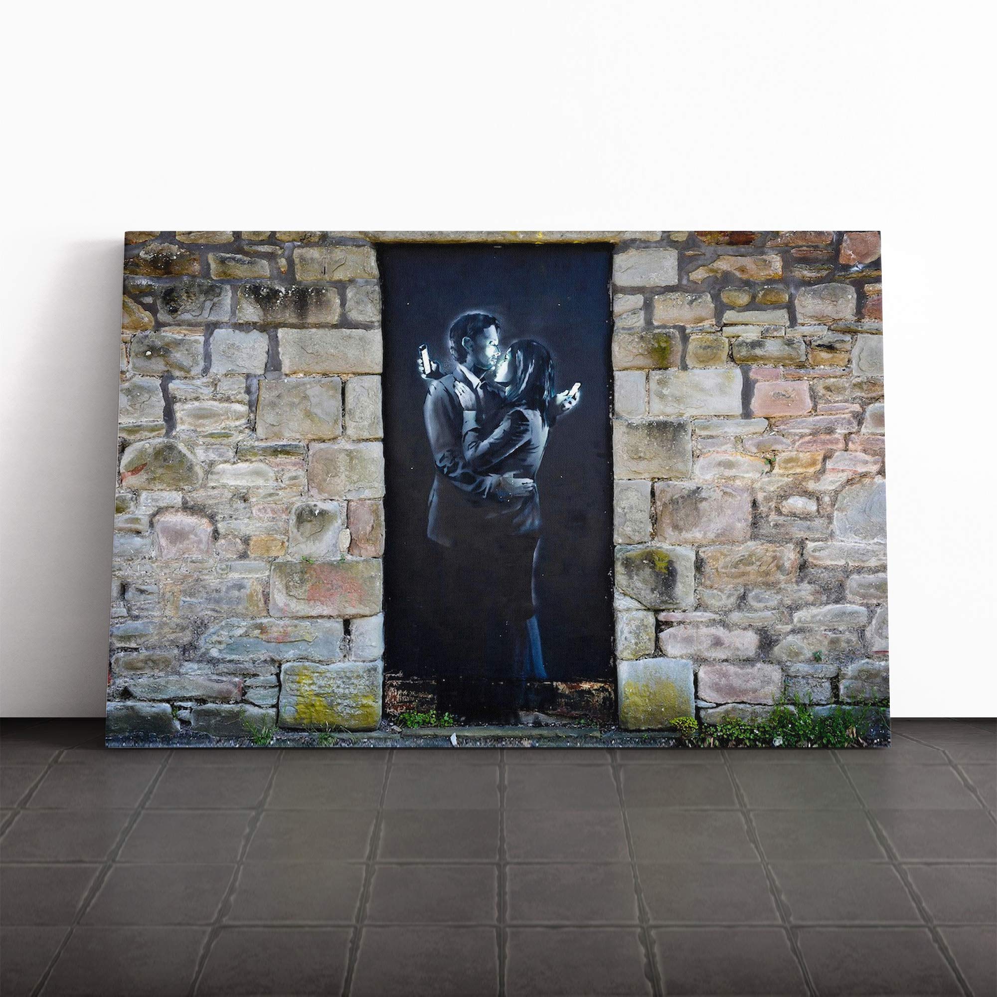 Mobile Lovers Banksy Wall Art Graffiti Canvas Print | Gallery Wrapped 30mm Frame Wall Decor | 20x14 inches | Ready to Hang | Pop Art Picture | Living Room Bedroom Lounge Office