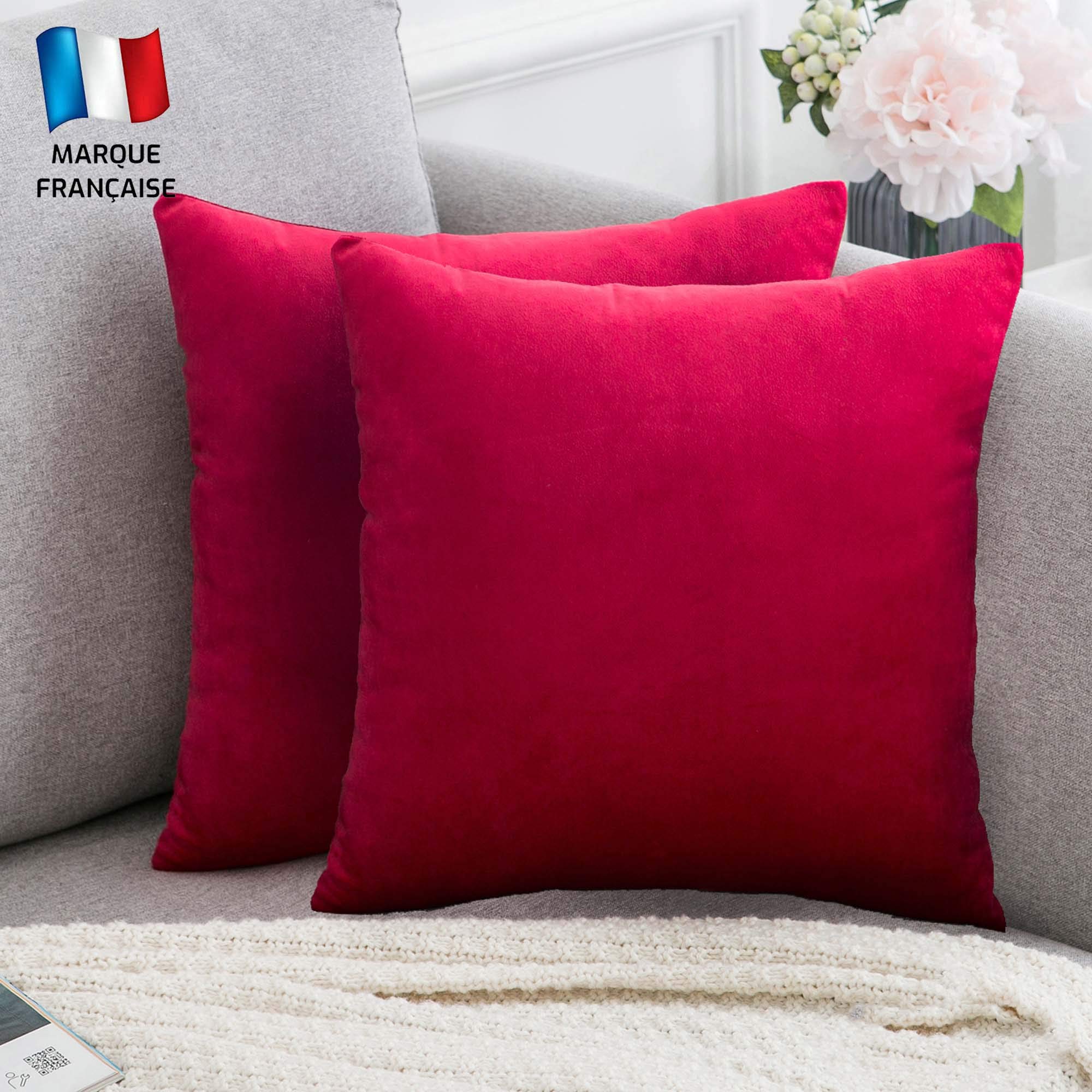 Douceur De Plumes Set of 2 Cushion Cover Raspberry Red Velvet 16x16 Inch Plain, Soft and Design Rectangular Pillowcase, Scandinavian Living Room Decoration Sofa (2 Raspberry Red)