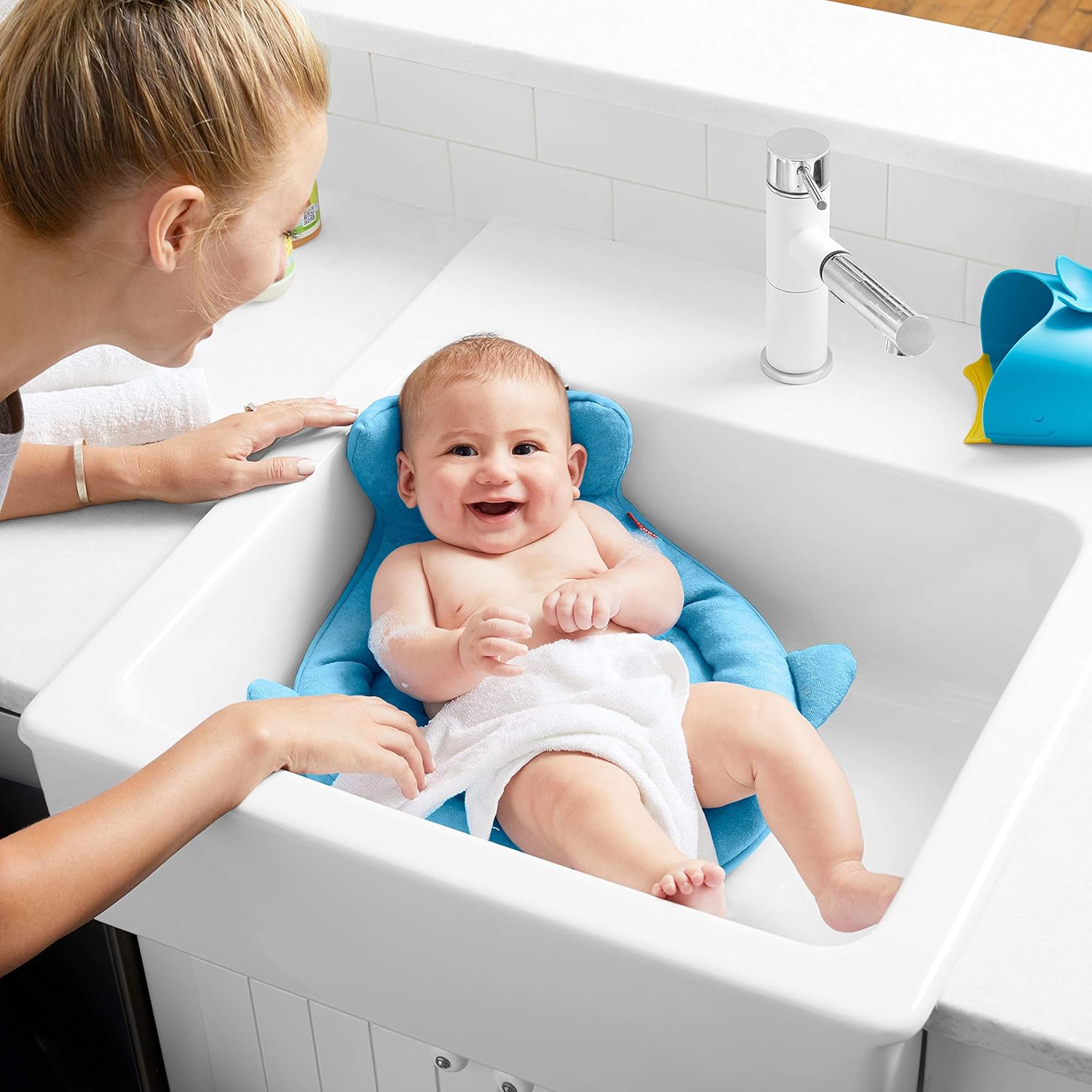 Skip Hop Baby Bath Tub: Moby Newborn Softspot Sink Bather, Blue : Baby