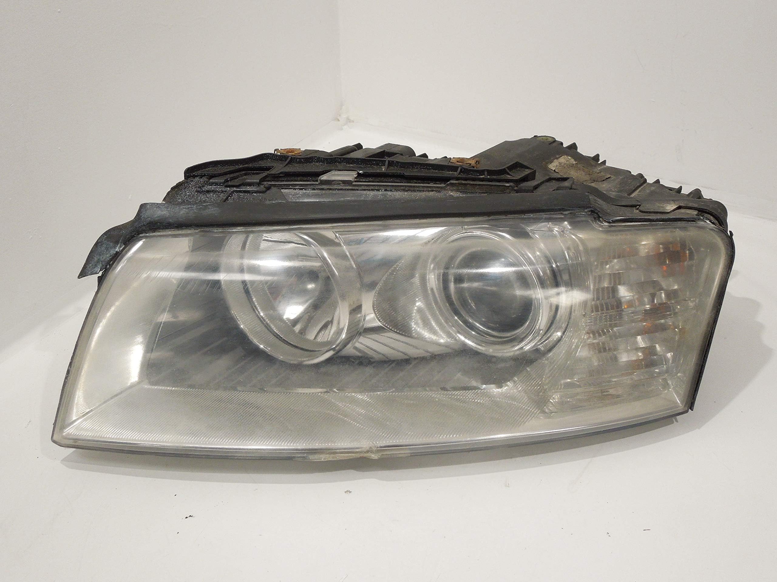 A8 D3 NS Left Halogen Headlight