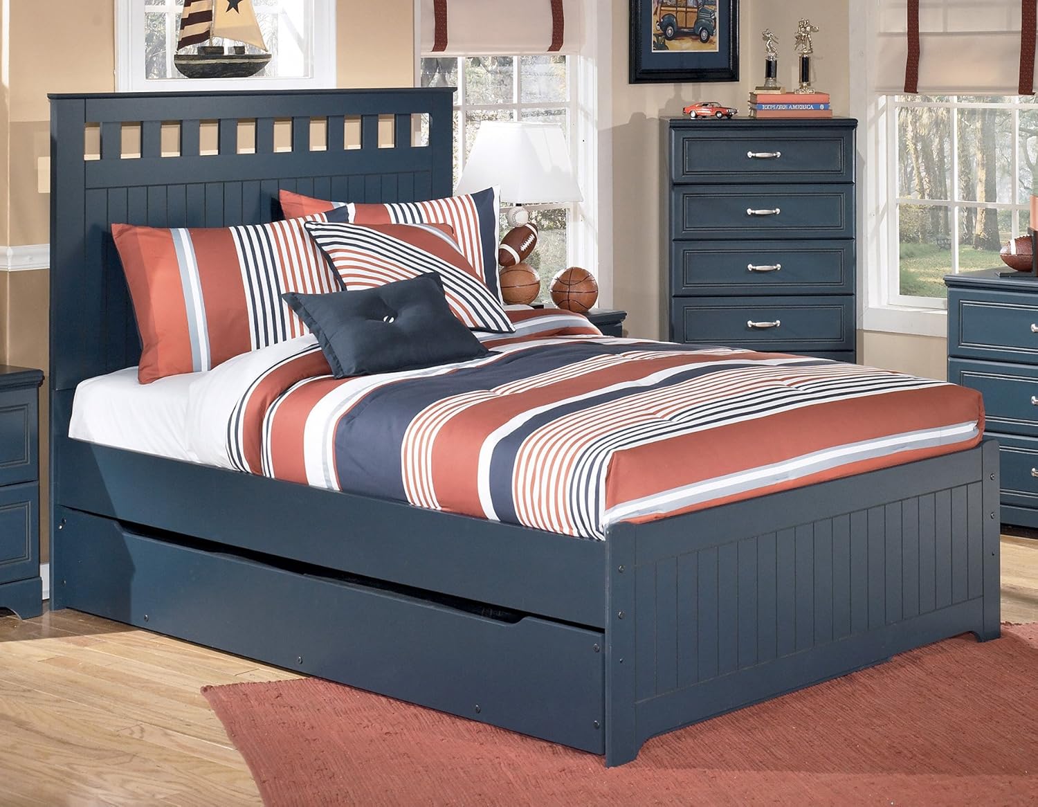 Signature Design by Ashley Leo Full Panel Bed with