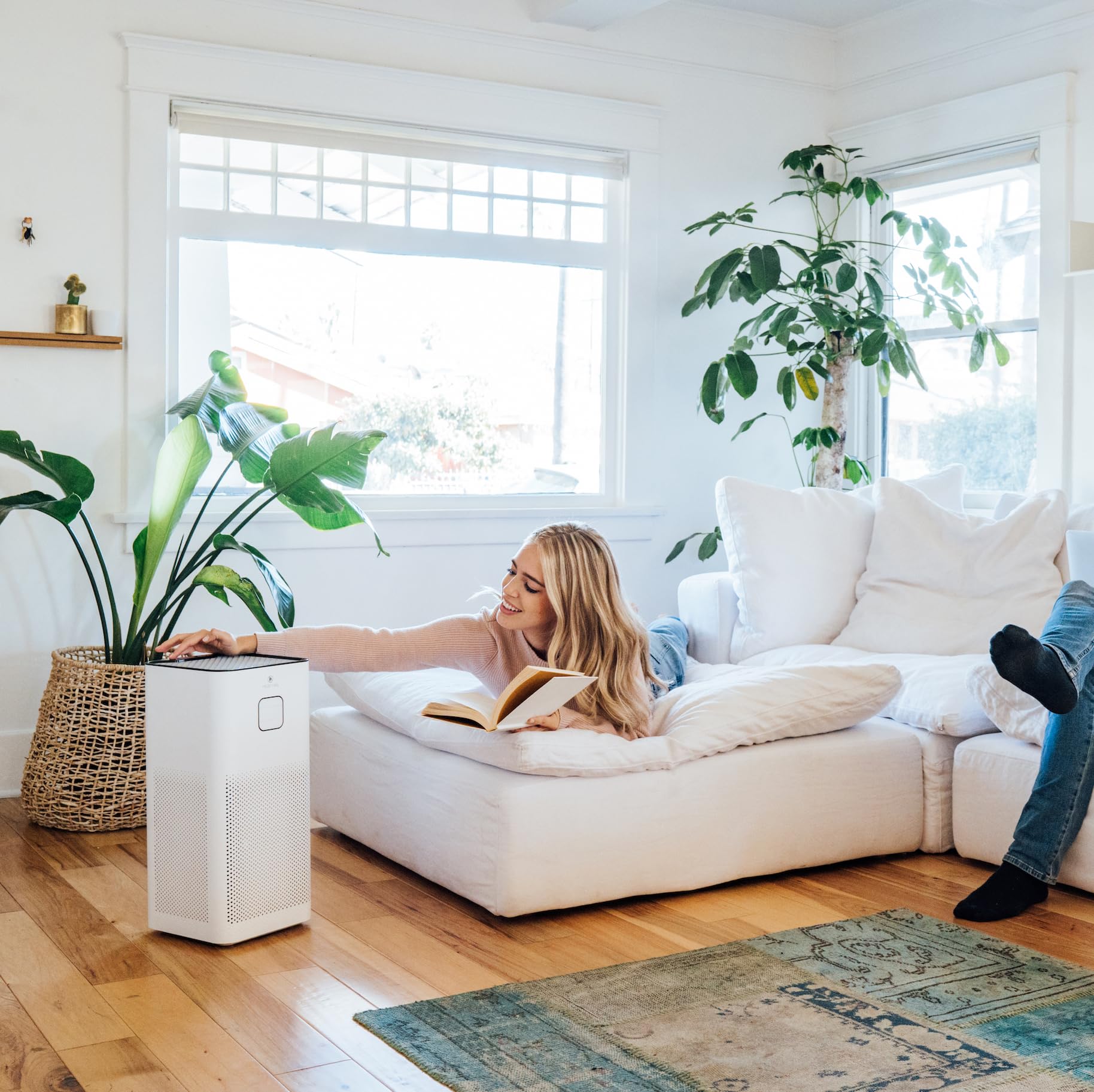 Medify MA-50 Air Purifier V3.0 with True HEPA H13 Filter | 2,640 ft² Coverage in 1hr for Smoke, Wildfires, Odors, Pollen, Pets | Removal to 0.1 Microns | White, 1-Pack