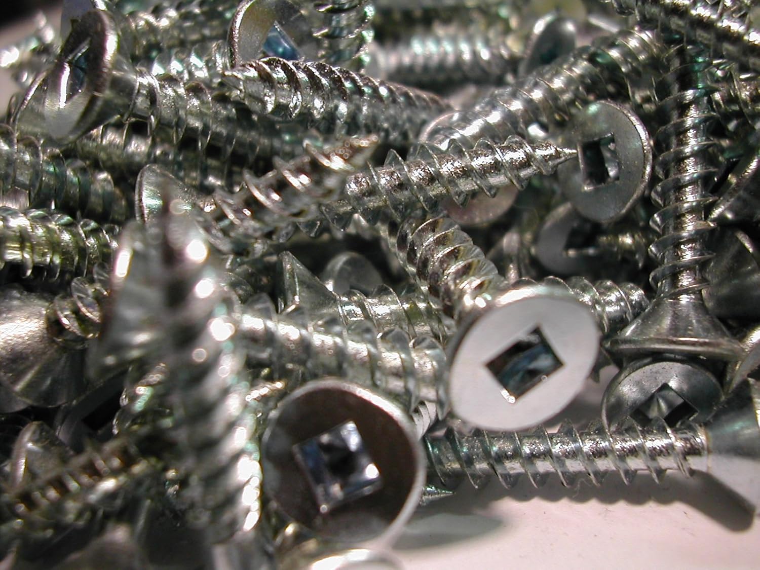 Square Drive Screws 1" x 8 Countersunk BZP (200 Pack) Amazon.co.uk DIY & Tools