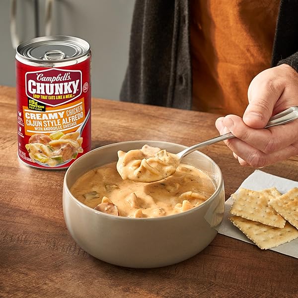 CAMPBELL’S CHUNKY CREAMY CHICKEN CAJUN STYLE ALFREDO WITH ANDOUILLE SAUSAGE SOUP, 18.8 OZ CAN