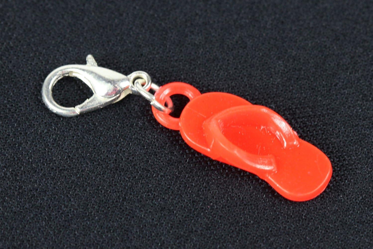 Miniblings Thongs Beach Charm Pendant Zipper Pull Sandals Red Slippers Shoes, 20mm - Image 4
