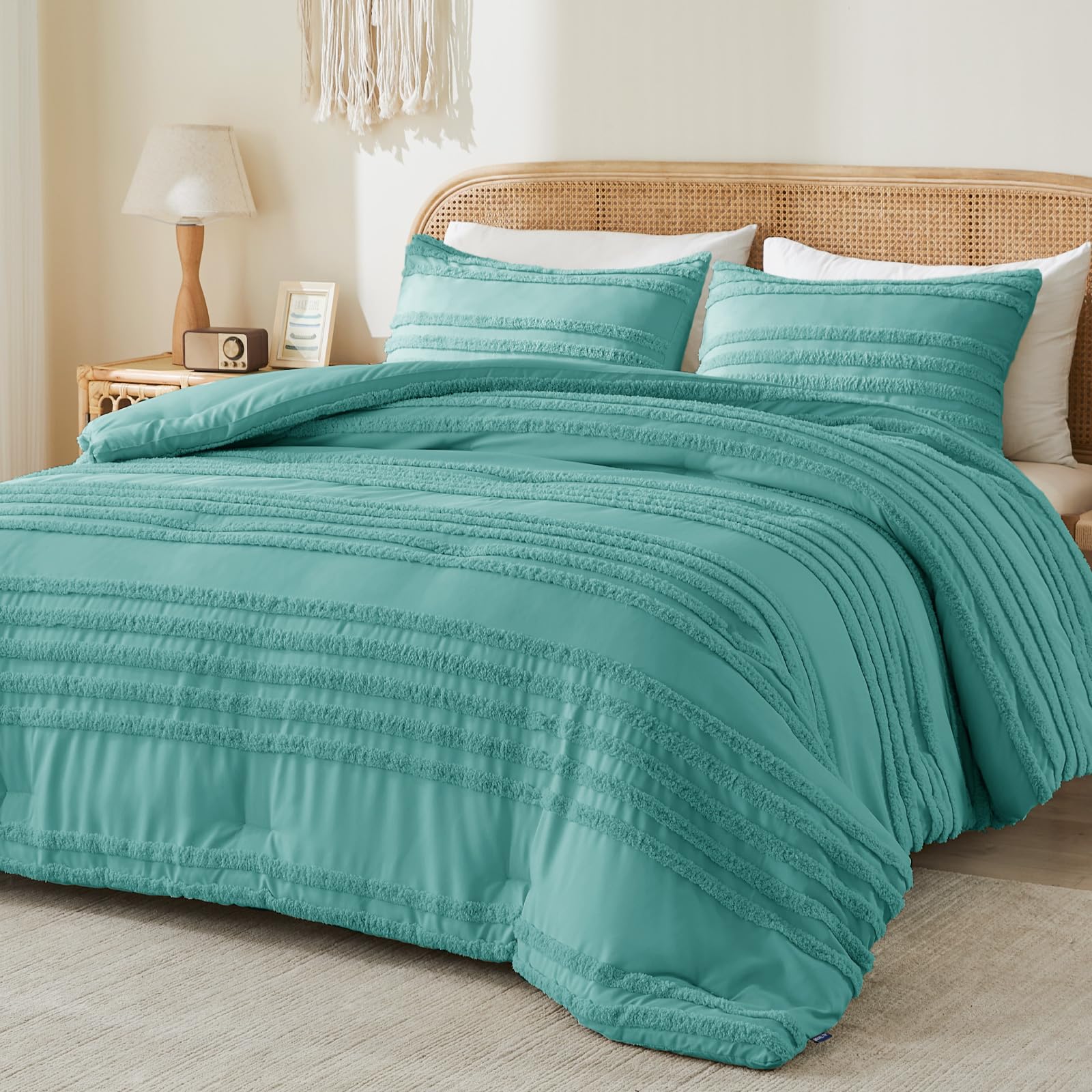 BEDELITE Boho King Size Comforter Set - Aqua Tufted Striped Bed Set 3 Pieces, Soft Vintage Farmhouse Comforter for All Seasons, Boho Home Decor,Fluffy Jacquard Bedding with Pillow Sham