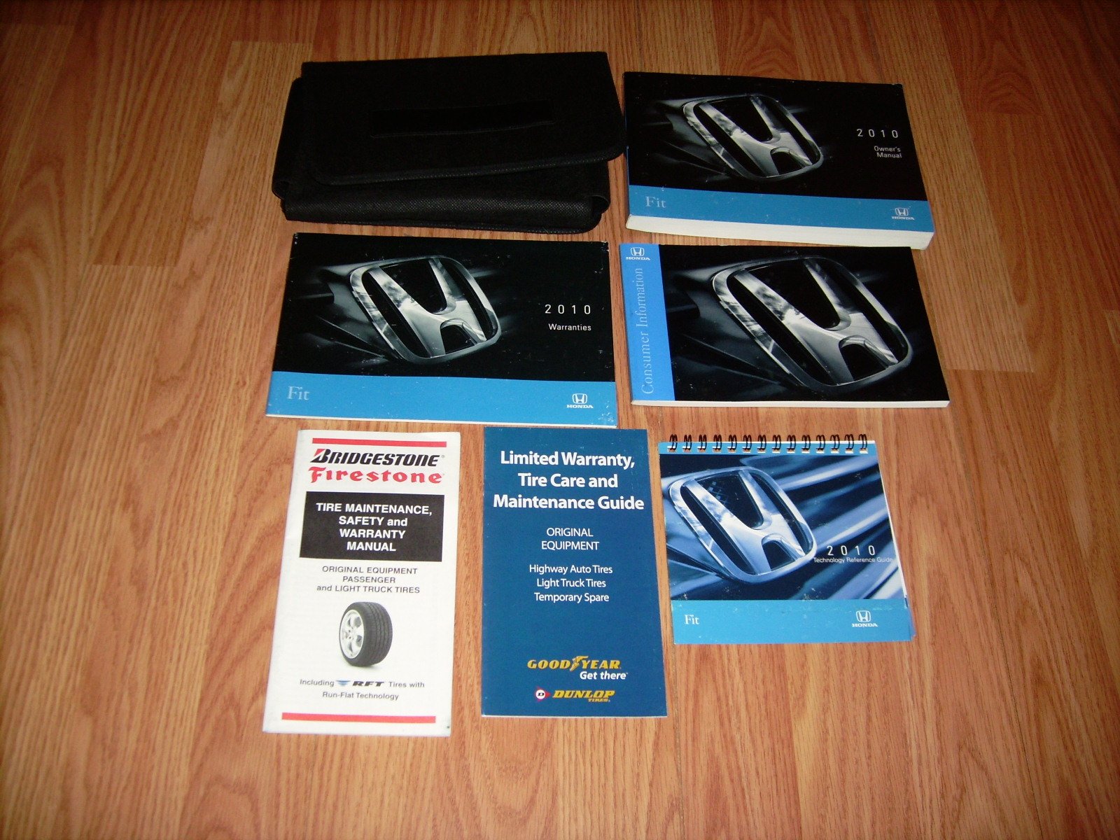 2010 Honda Fit Owners Manual Paperback – 2010