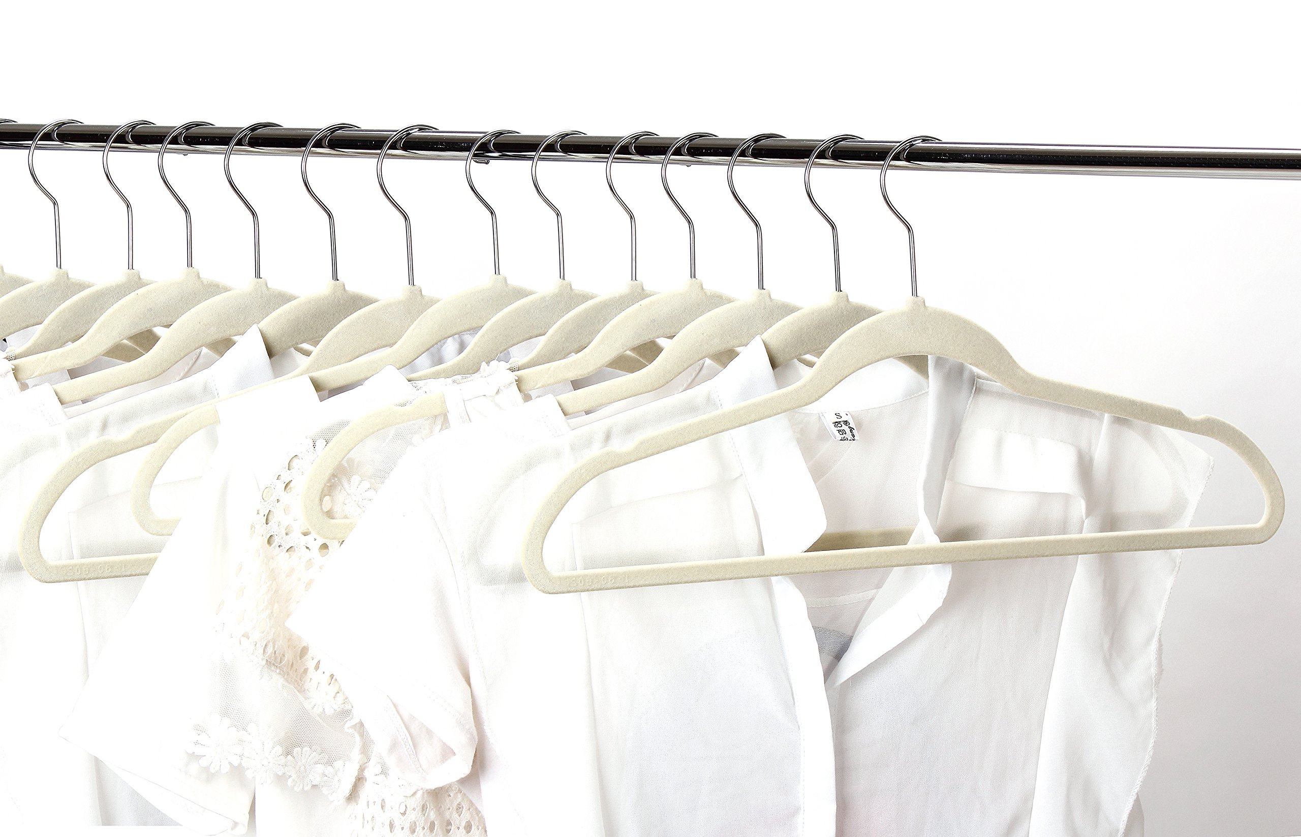 Jeronic 50 Pack Beige Velvet Hangers Clothes Hangers Velvet Hanger