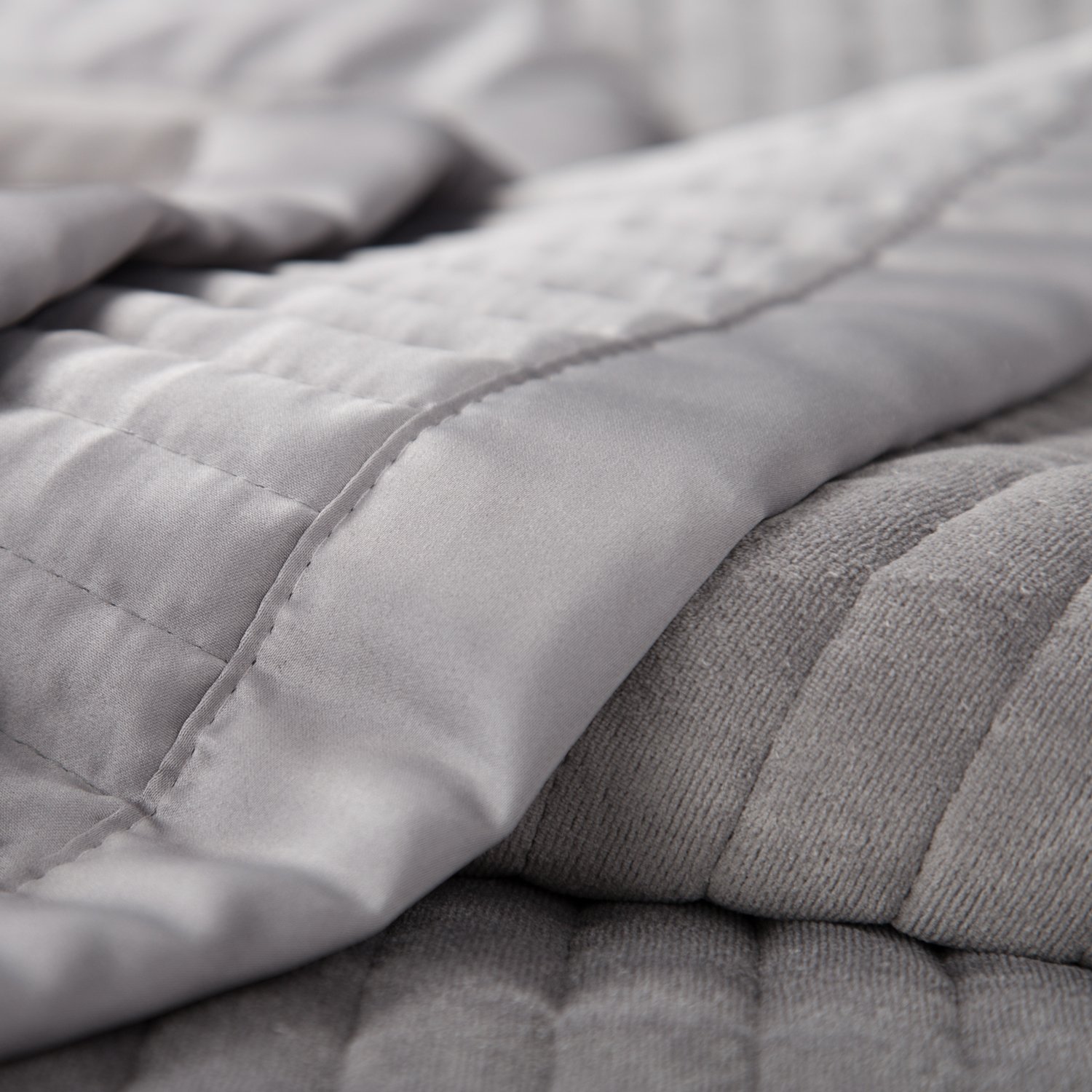 Velvet Quilt Coverlet Set Full/Queen Size (90\