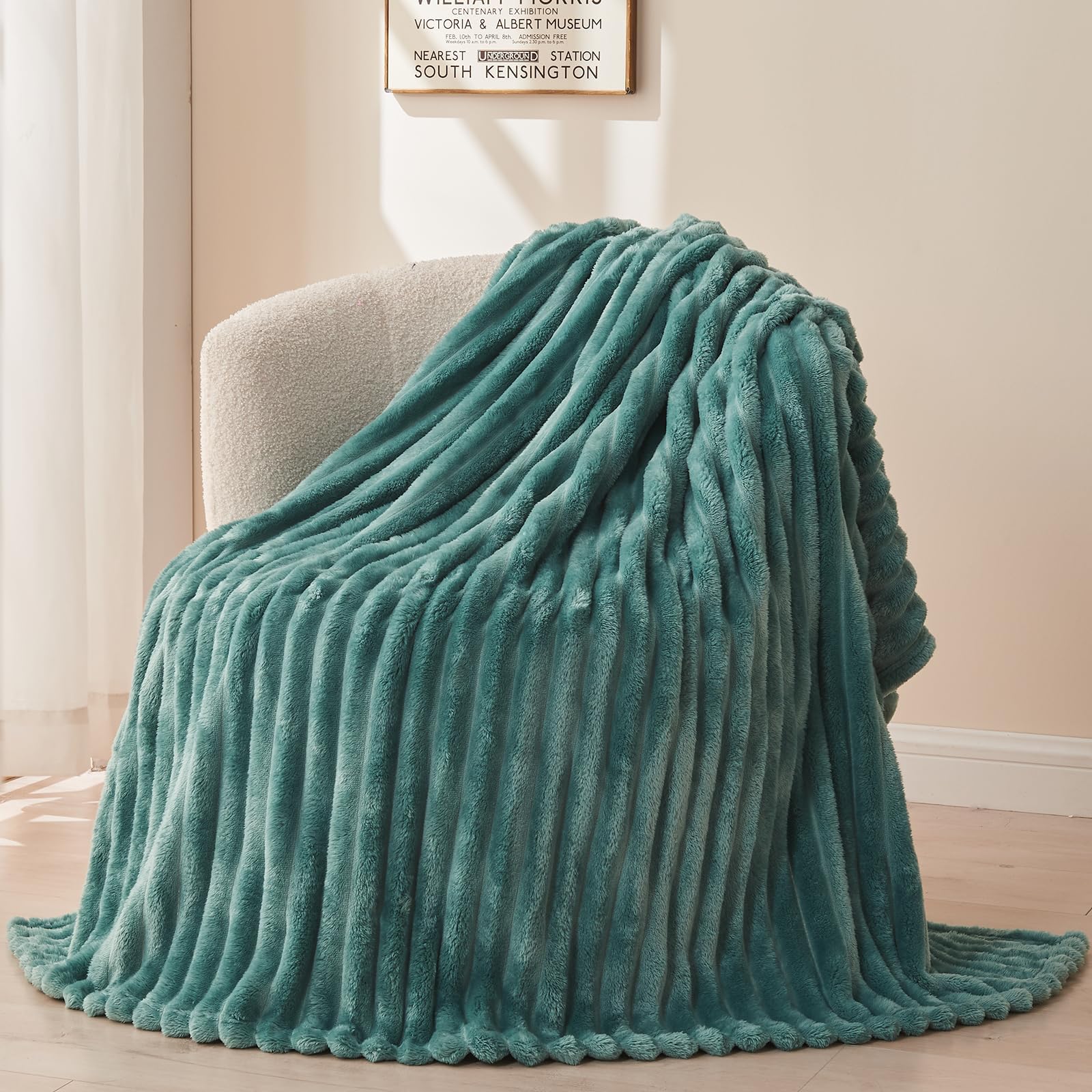 NEWCOSPLAY Super Soft Twin Blanket Light Teal