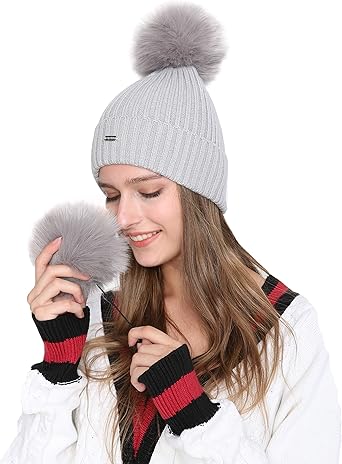 womens pom pom cap