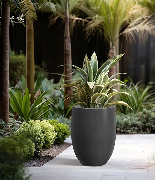 KANTE 21.7″ H BURNISHED BLACK TALL PLANTER, LARGE OUTDOOR INDOOR DECORATIVE POT WITH DRAINAGE HOLE AND RUBBER PLUG, MODERN ROUND TAPER STYLE FOR HOME AND PATIO