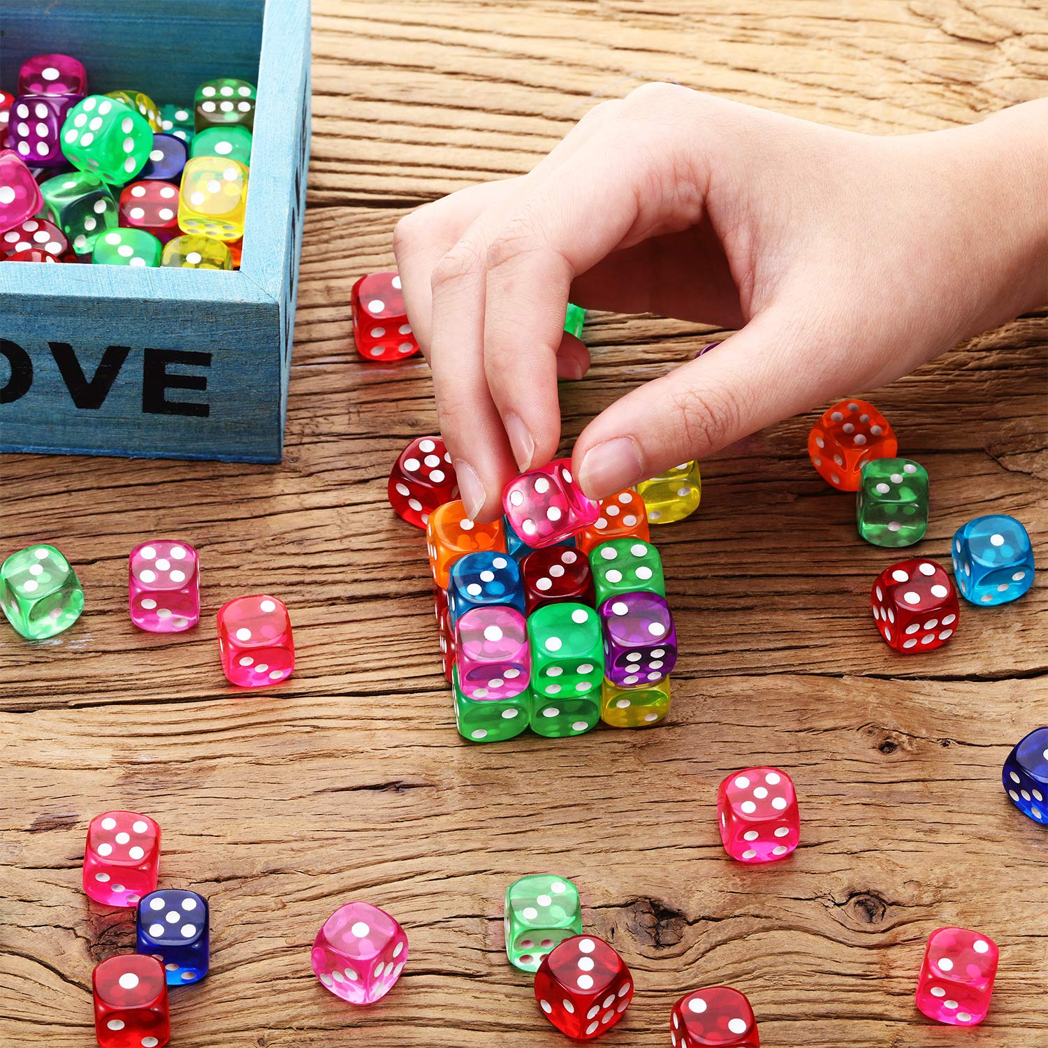 Blulu 100 PCS 6 Sided Games Dice Set, Colored Dice with Black Velvet Pouches for Playing Games, Like Board Games, Dice Games, Math Games, Party Favors and More(Rainbow Color, 14 mm)