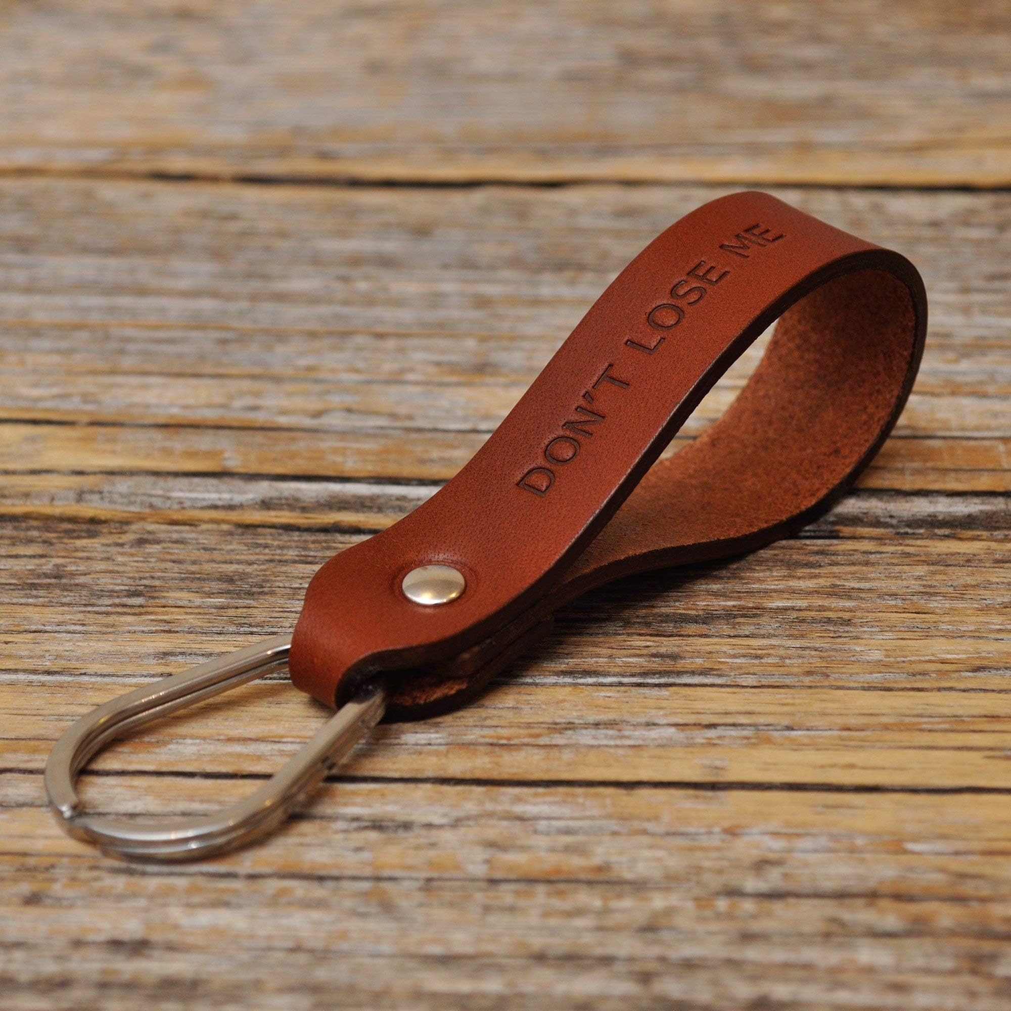 HAPPER STUDIODark brown leather key chain drop shape ring keychain boyfriend fob holder clip keyring. Engraved phrase: DON'T LOSE ME
