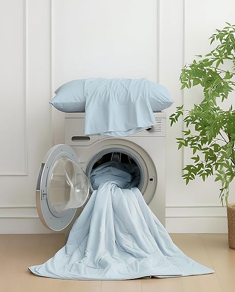 COOLING COMFORTER QUEEN SIZE, COOLING BLANKETS FOR HOT SLEEPERS AND NIGHT SWEATS, BLUE SUMMER COMFORTER FOR QUEEN SIZE BED, Q-MAX 0.45 ARC-CHILL BREATHABLE SOFT LIGHTWEIGHT SILK SMOOTH,90 X 90 INCH