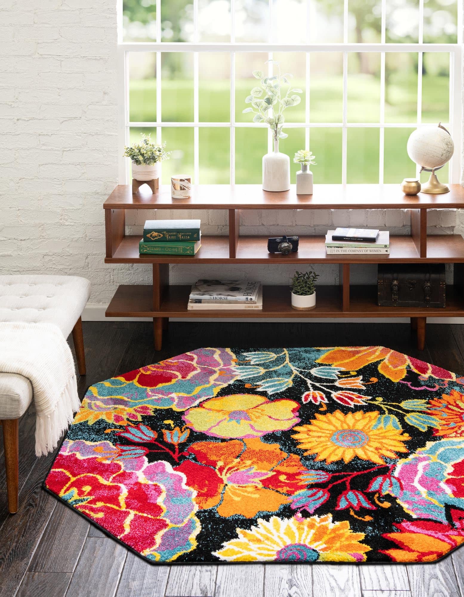 Unique Loom Lyon Collection Area Rug - Kennedy (5' 1" Octagon, Black/ Green) Image Unique Loom Lyon Collection Area Rug - Kennedy (5' 1" Octagon, Black/ Green) Image