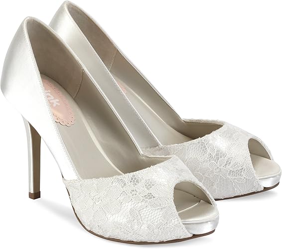 fancy wedding shoes for bride
