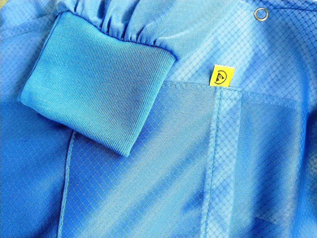 Light Weight AntiStatic Lab Coat ESD Smocks with High ESD Protection