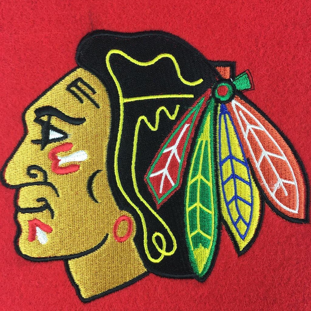Winning Streak Sports NHL Chicago Blackhawks Heritage Banner - Wall Decor for Sports Fans : Sports Fan Wall Banners : Sports & Outdoors