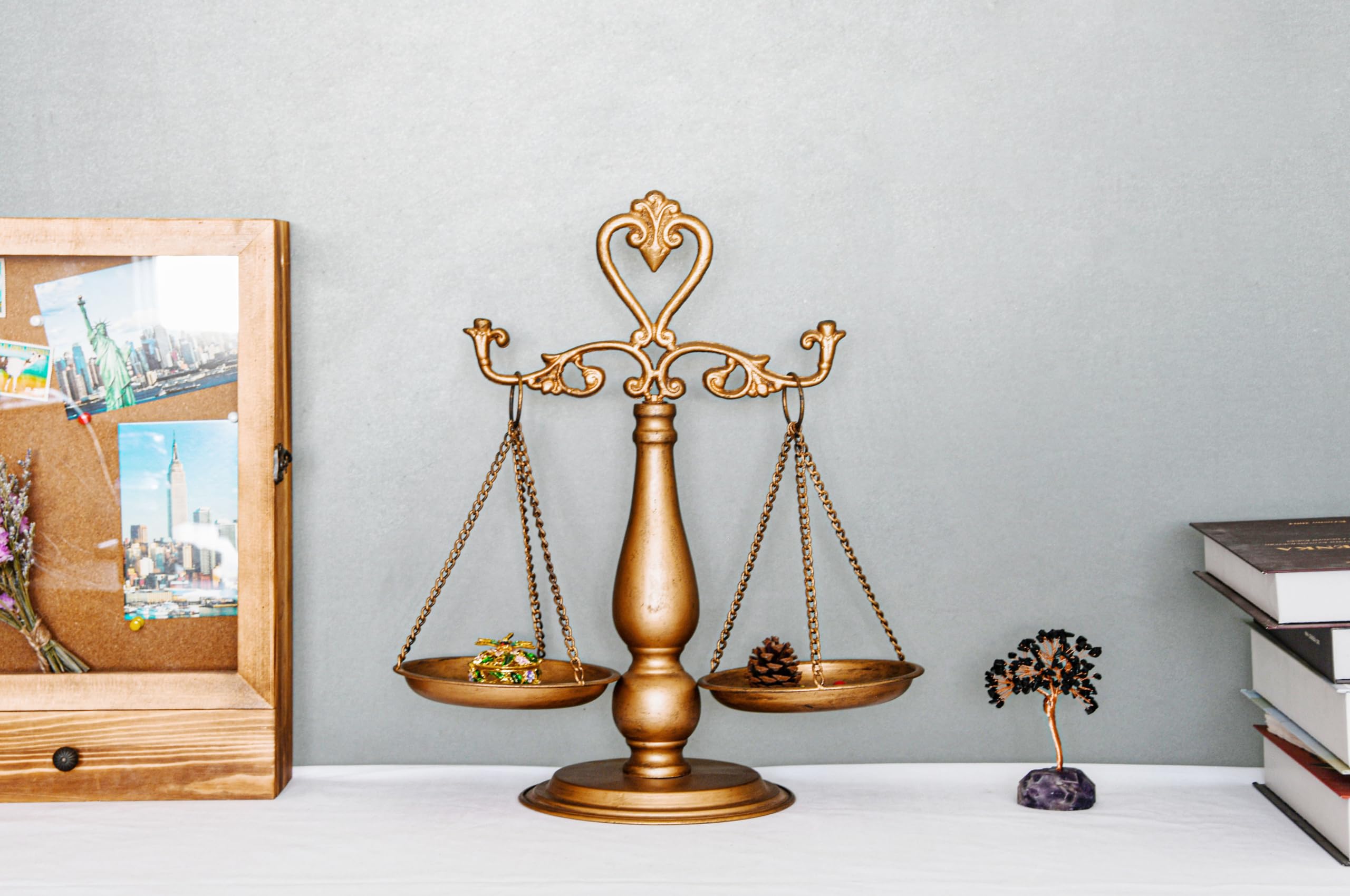 OwlGift Vintage Metal Lawyer Scale of Justice Libra, Decorative Jewelry Storage, Tray Cosmetic Organizer, Farmhouse Candleholder Display, Home Décor Centerpiece Stand – Golden, 15“ W x 17” H