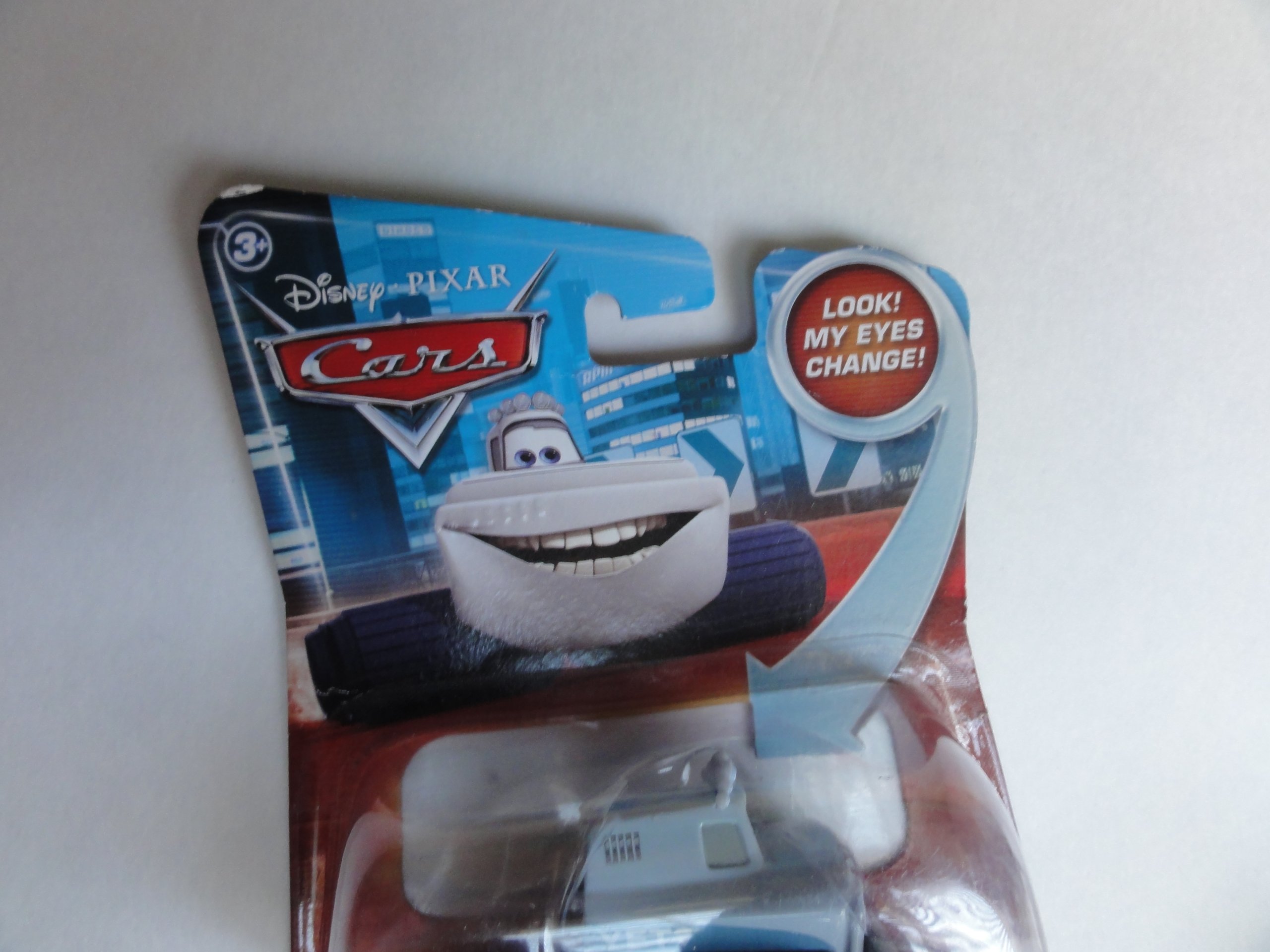 Disney / Pixar CARS Movie 155 Die Cast Car with Lenticular Eyes Series 2 Yeti The Abominable Snowplow