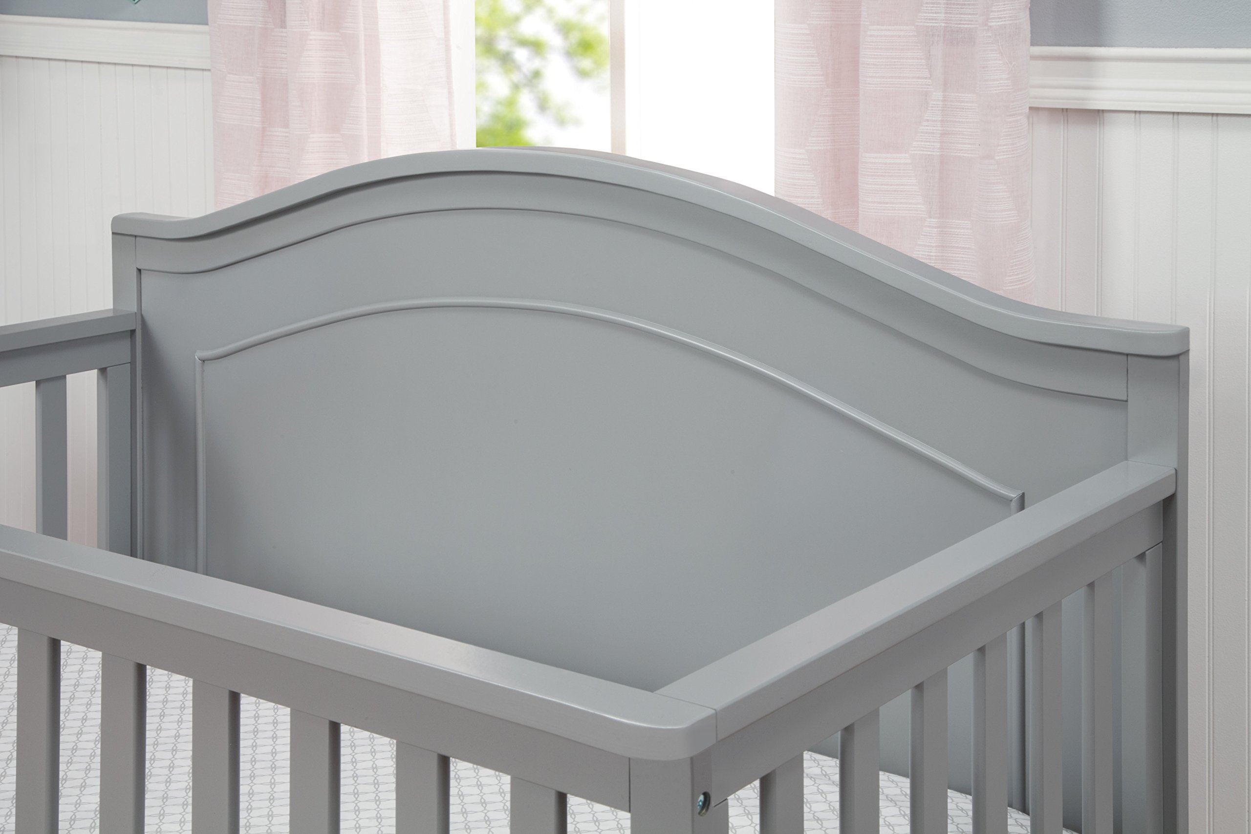 DaVinci Charlie 4-in-1 Convertible Crib, Grey