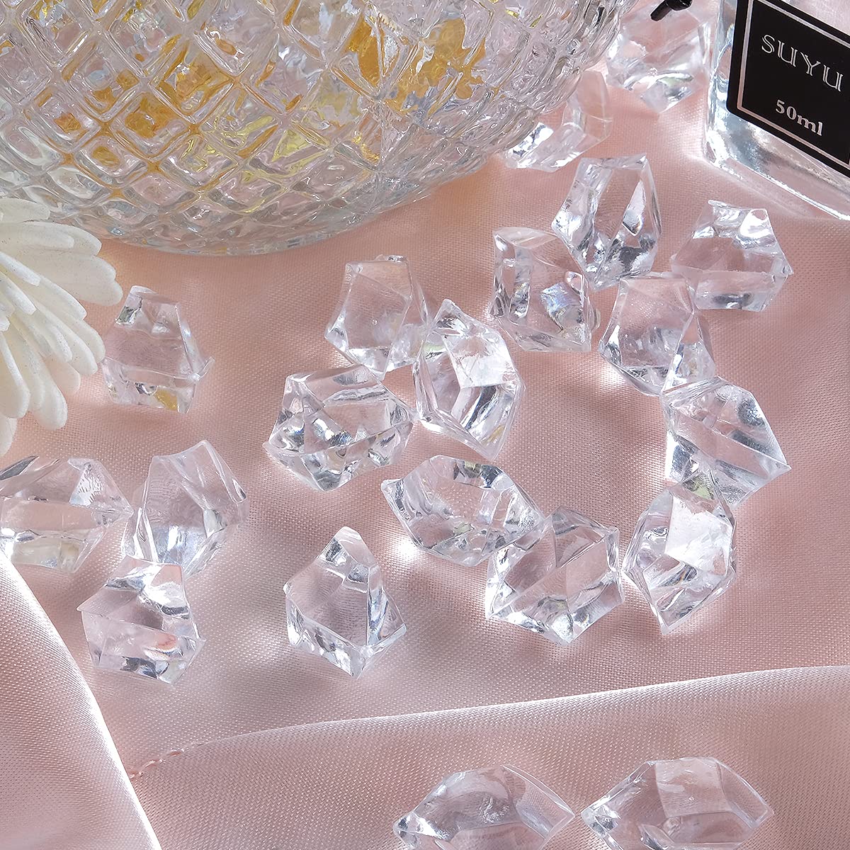 Acrylic Crushed Ice Rocks, Babenest 150 PCS Fake Crystals Plastic Ice Cubes Diamonds Gems for Vase Fillers, Home Decoration, Table Scatter, Event, Wedding, Arts & Crafts (Clear)